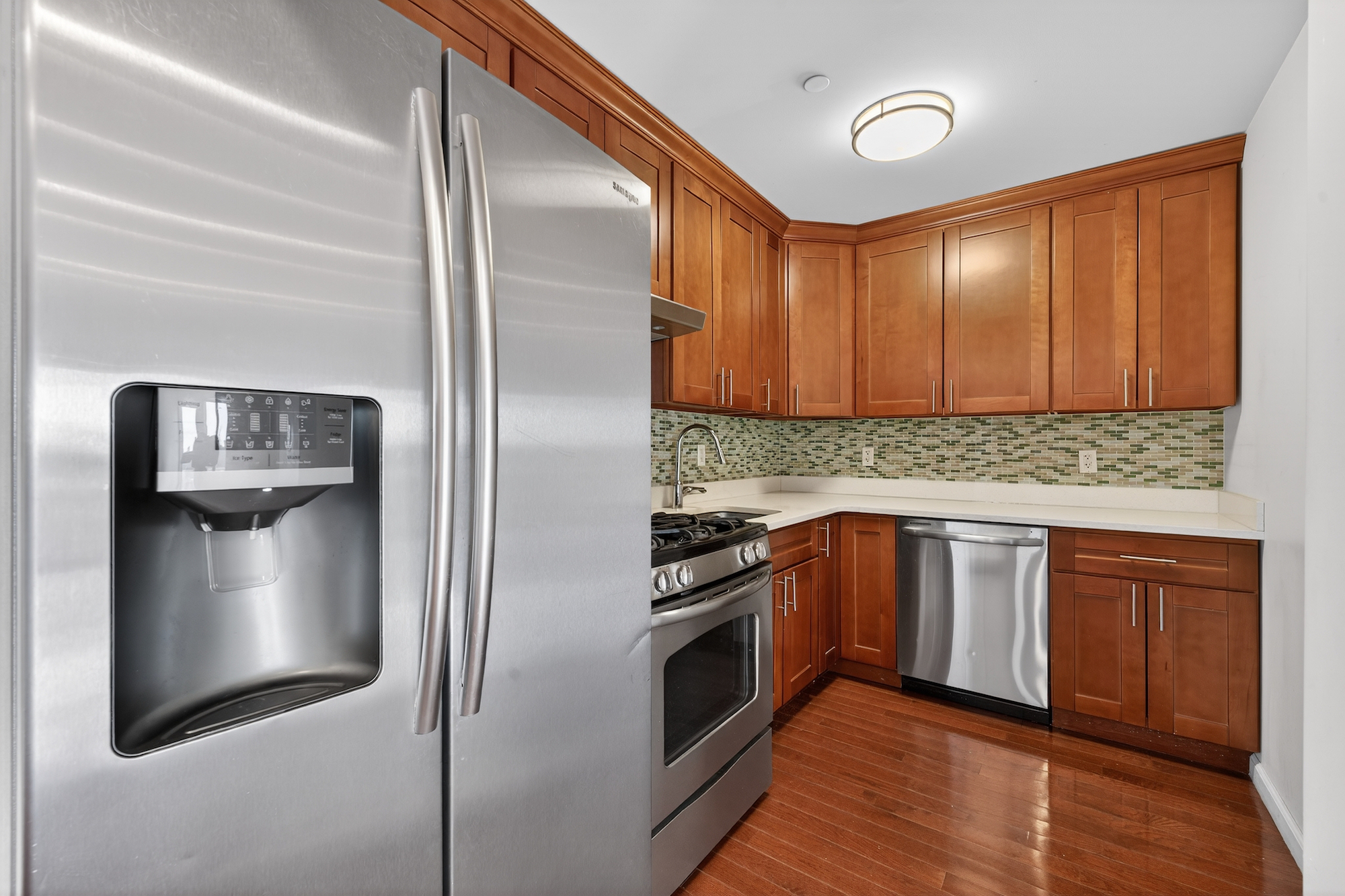 149-06 Northern Boulevard 501