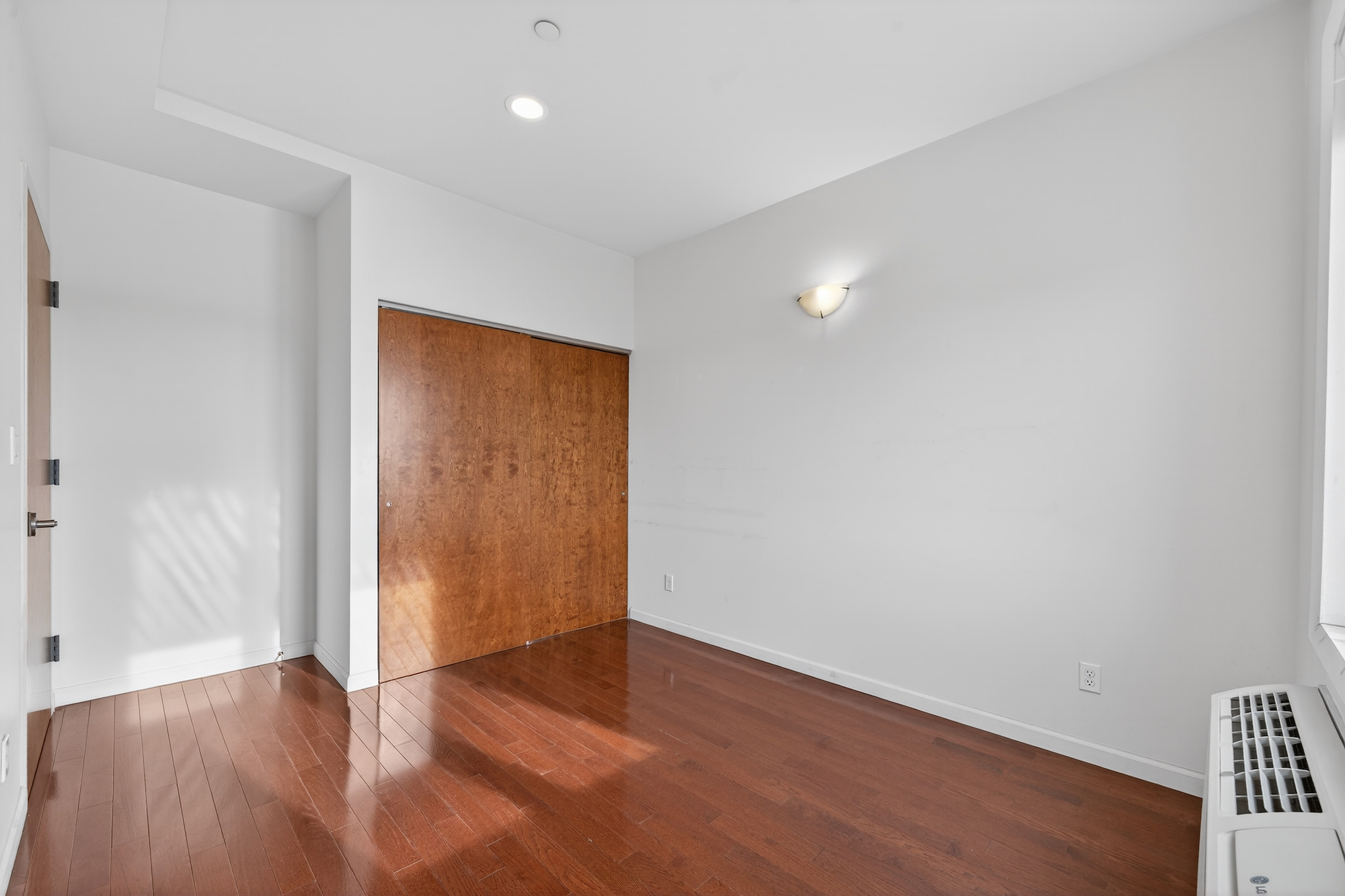 149-06 Northern Boulevard 501