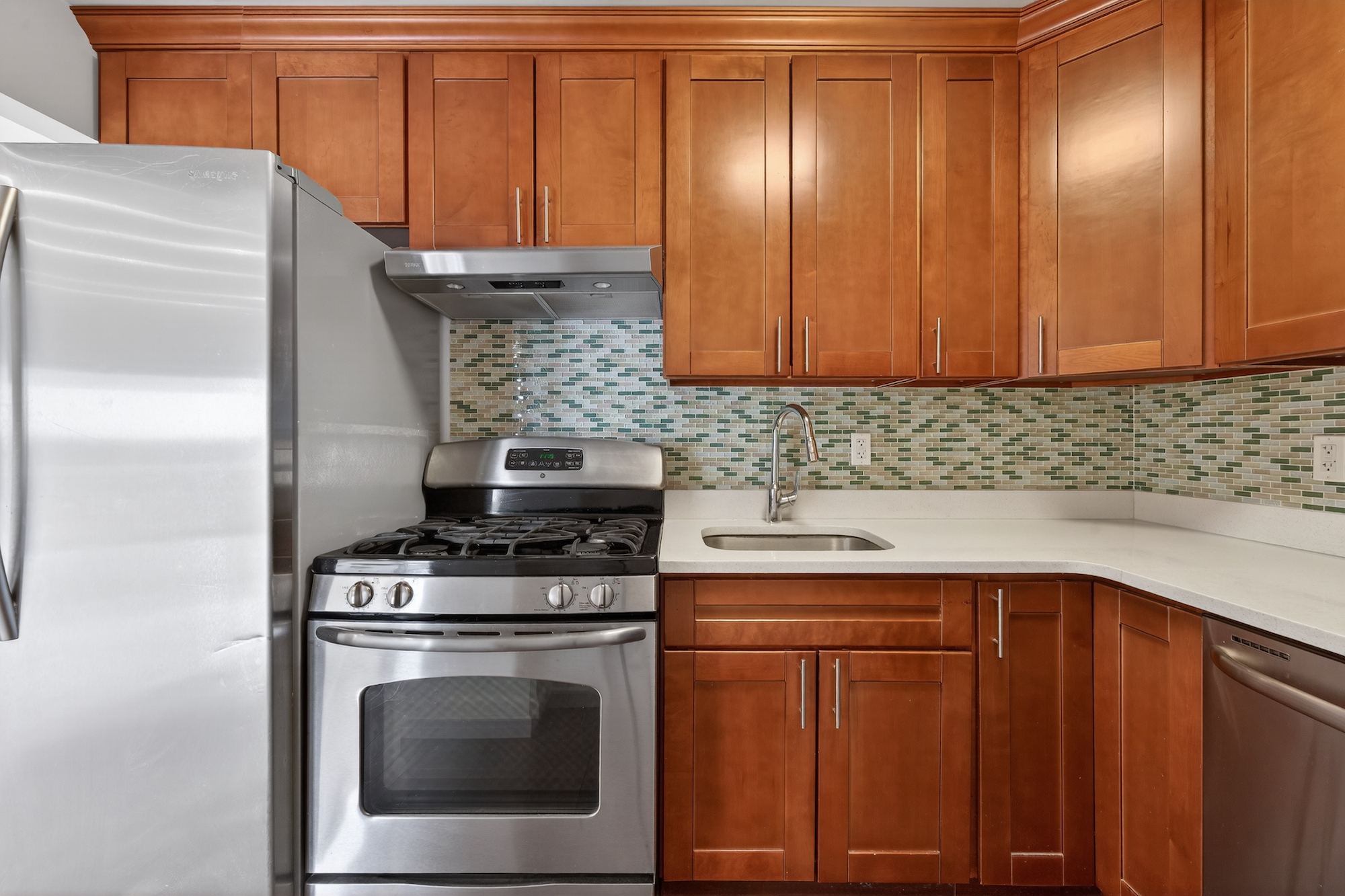 149-06 Northern Boulevard 501