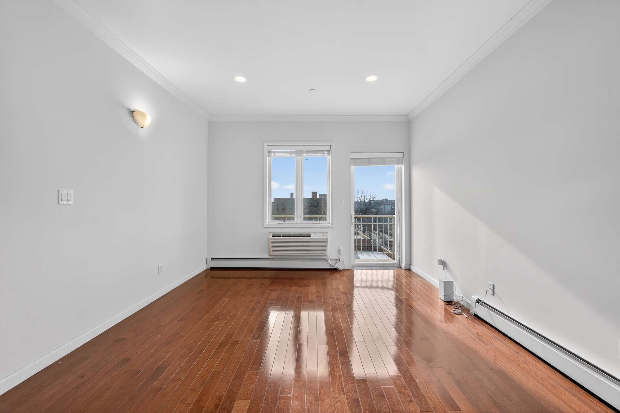 149-06 Northern Boulevard 501