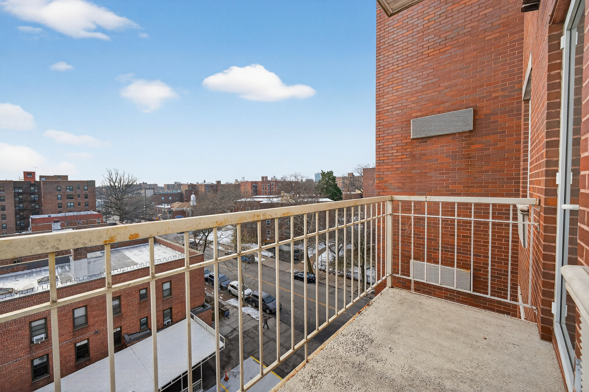 149-06 Northern Boulevard 501
