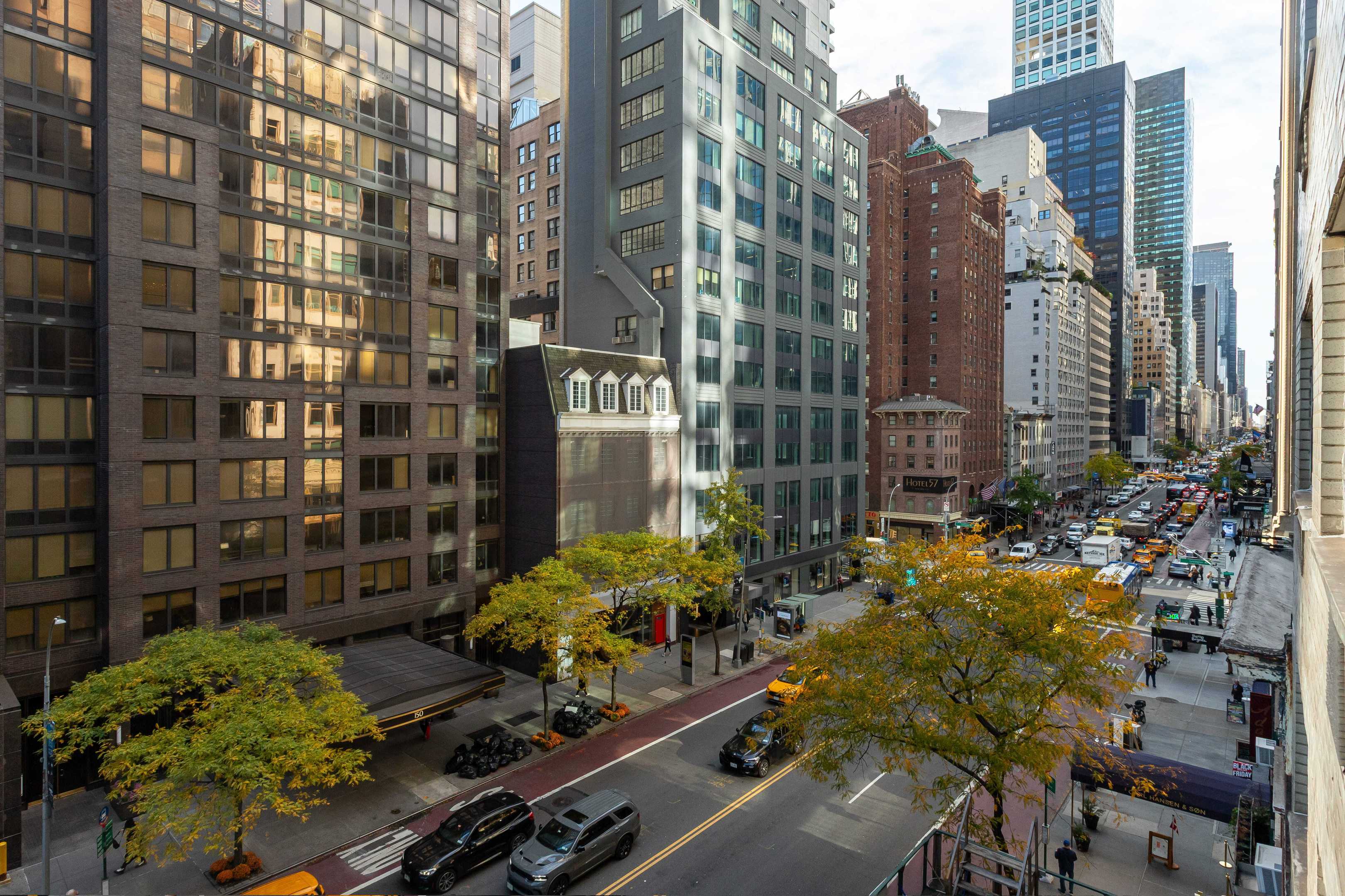 153 E 57th Street 6G