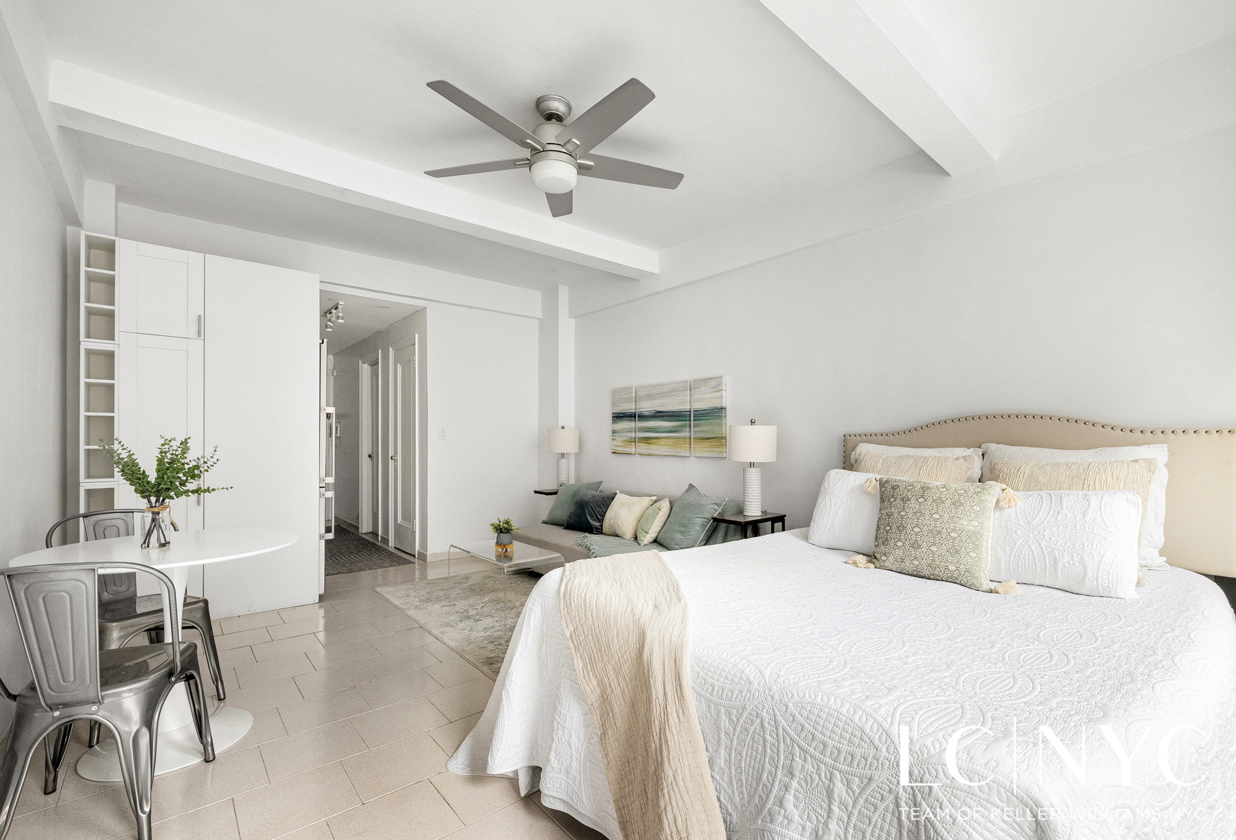 310 Riverside Drive 515