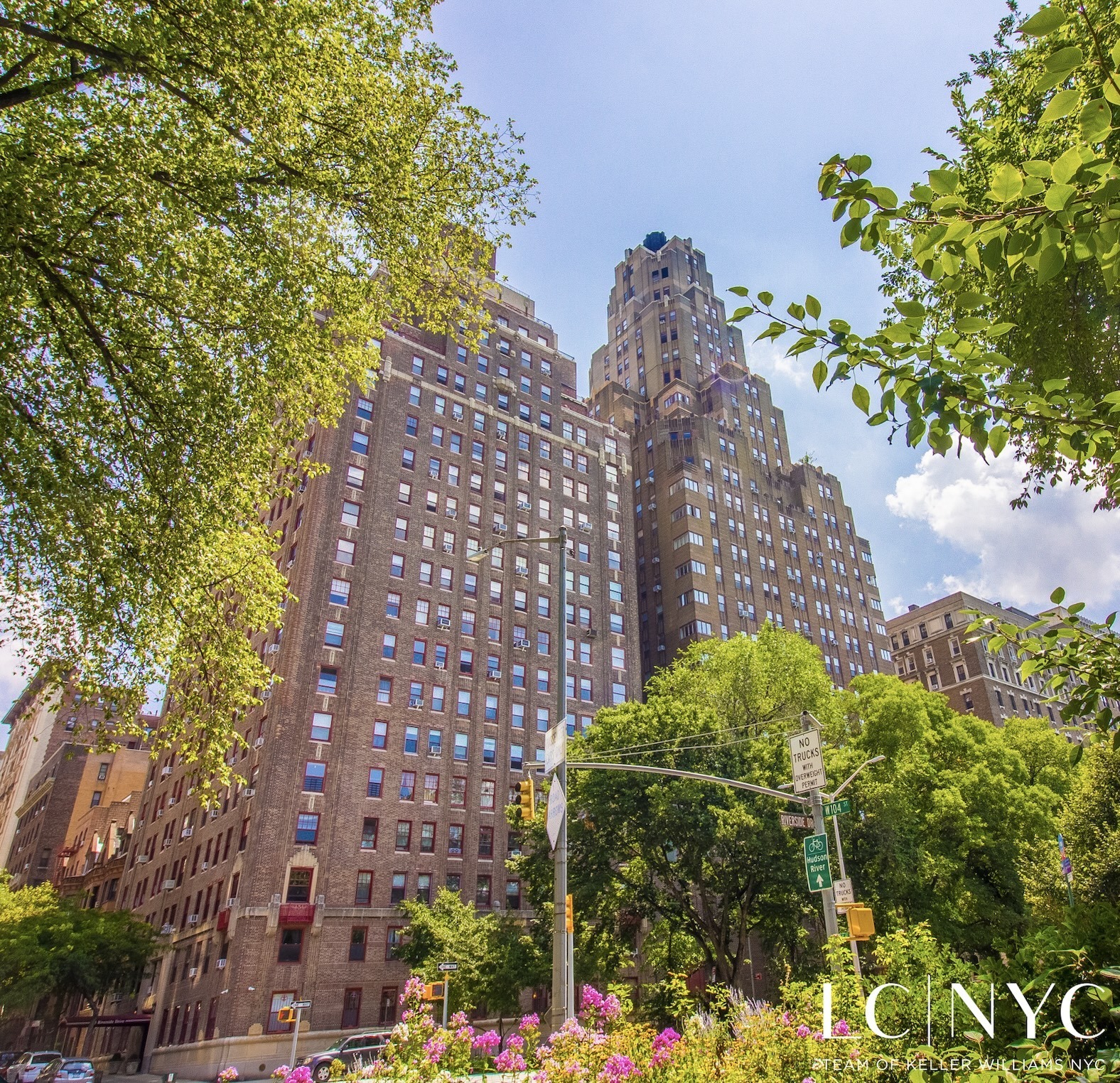 310 Riverside Drive 515