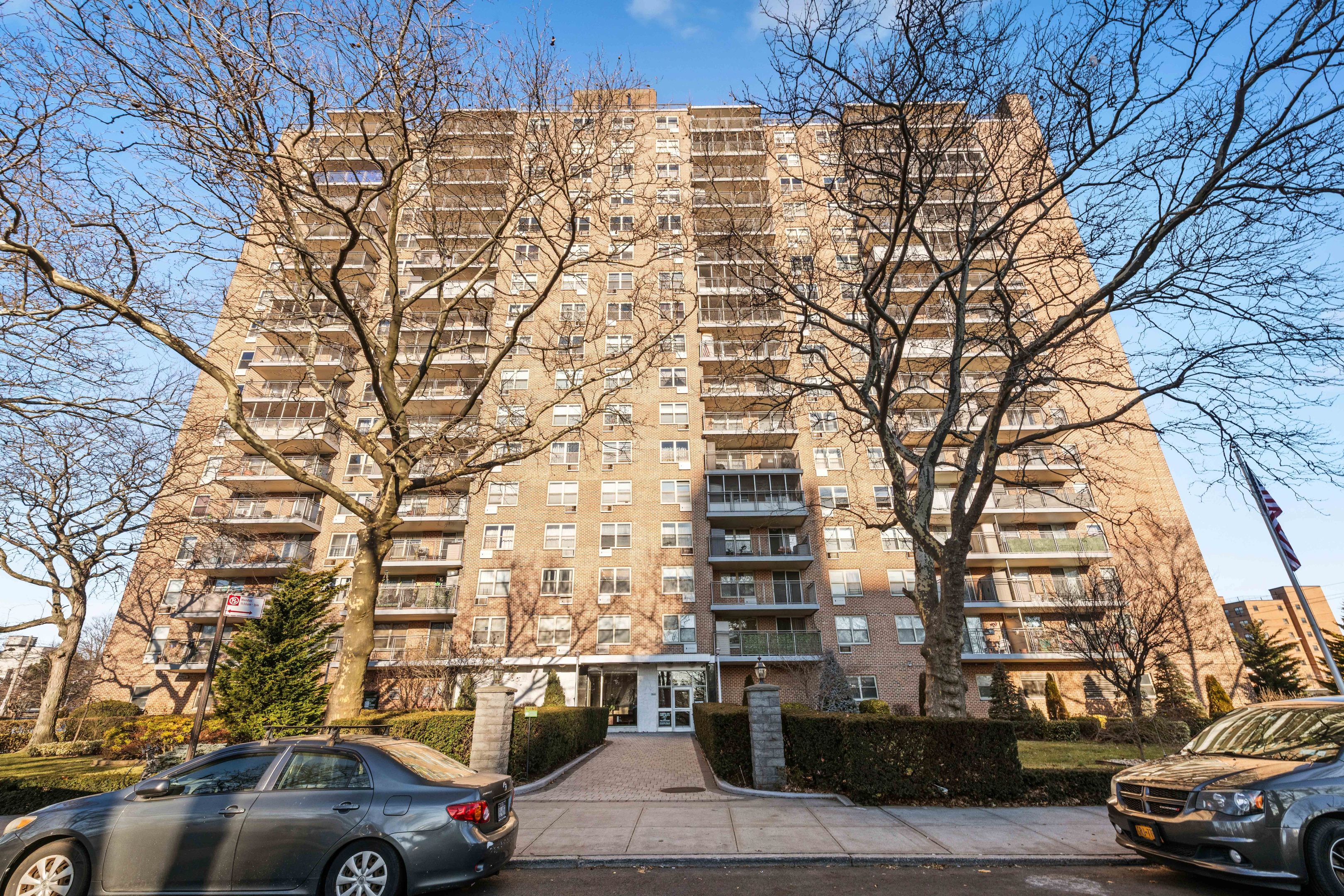 2650 Cropsey Avenue 15k