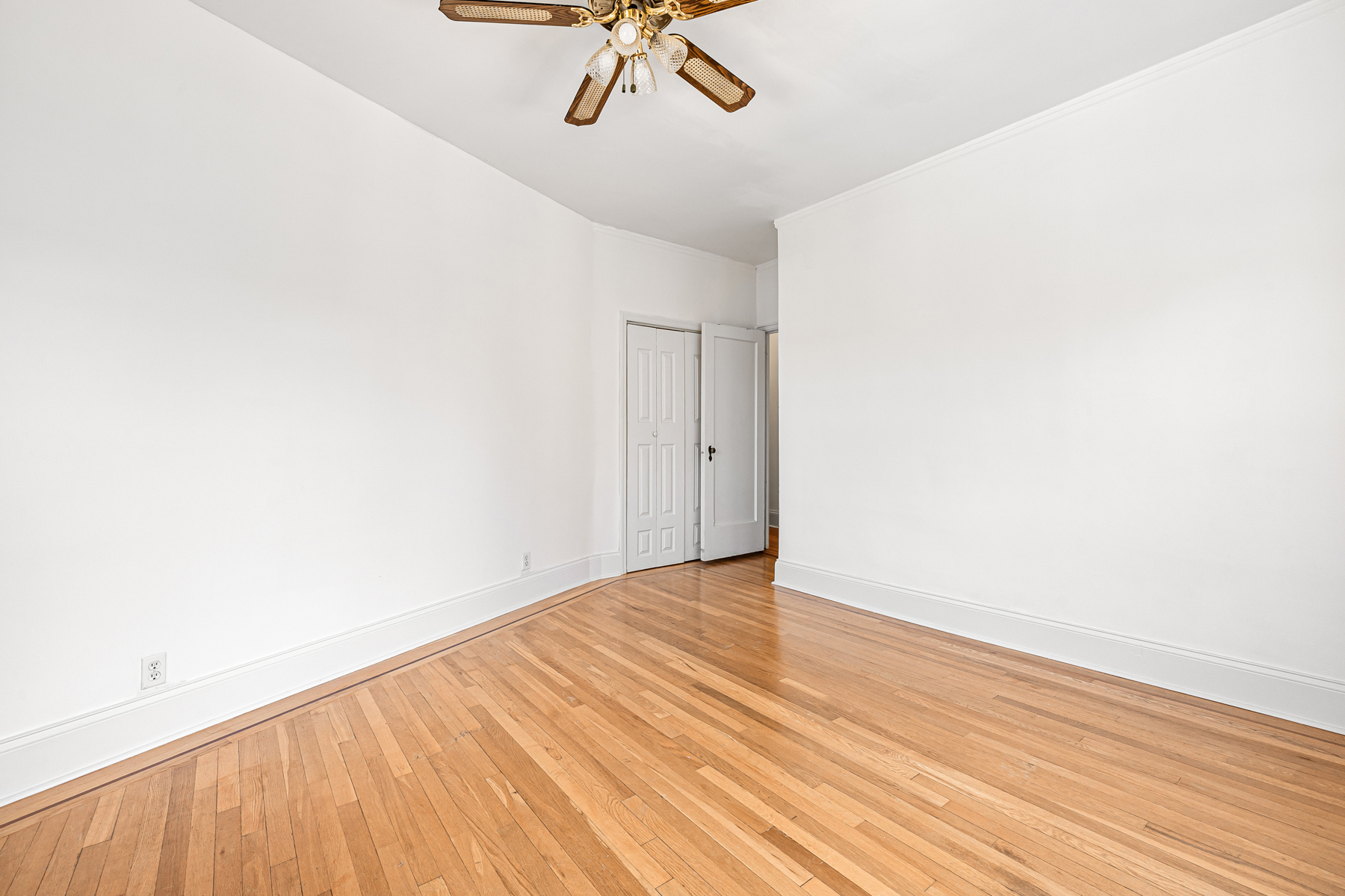 3875 Waldo Avenue 11K