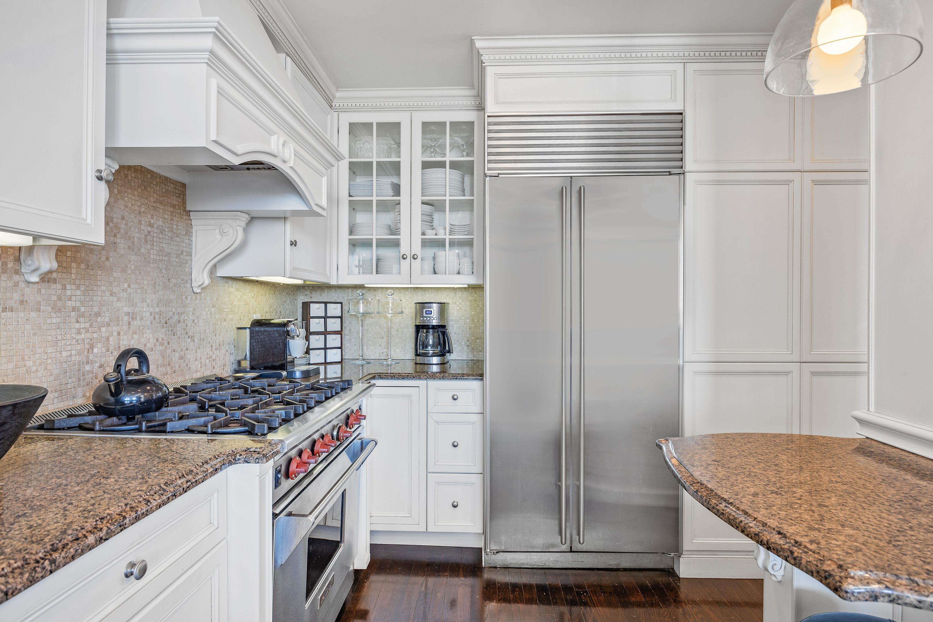 524 E 72nd Street 32C