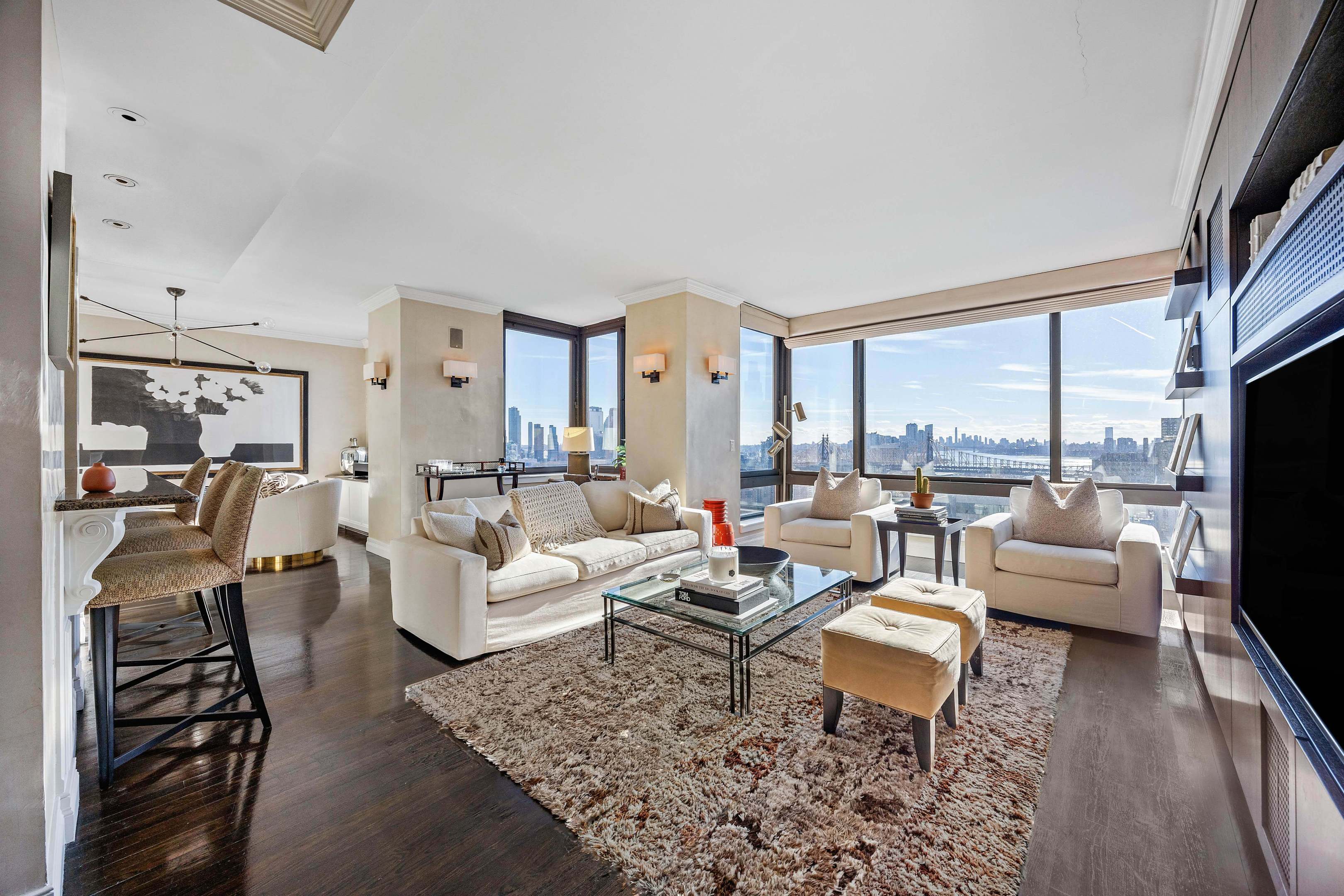 524 E 72nd Street 32C