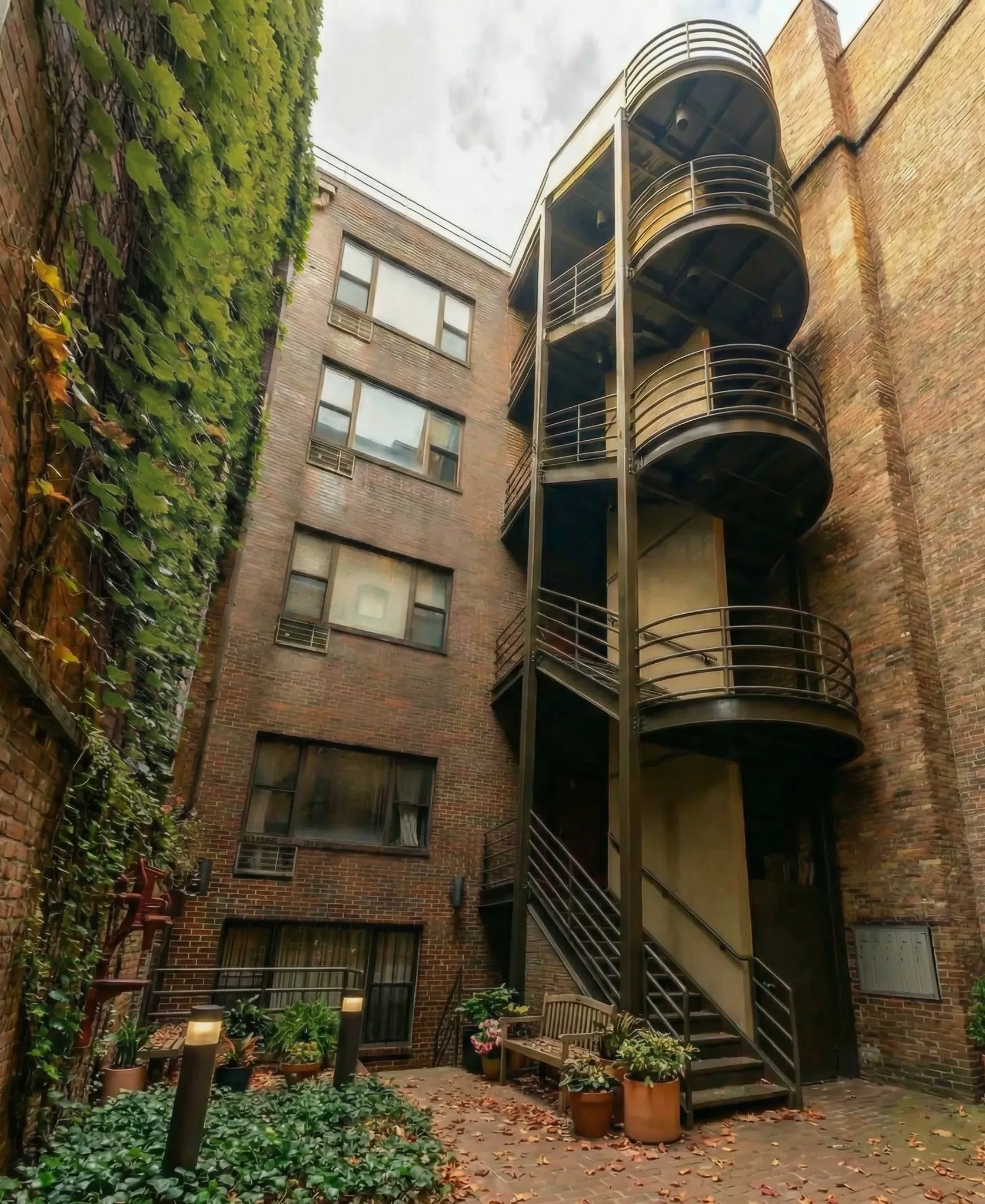 681 Greenwich Street 1