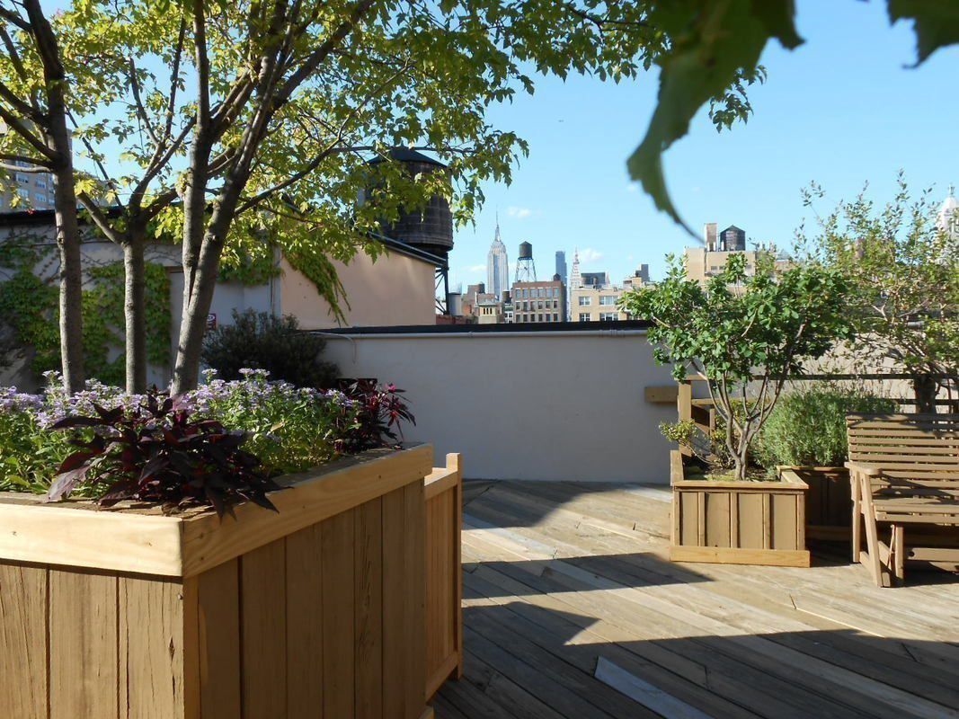 23 Waverly Place 5B
