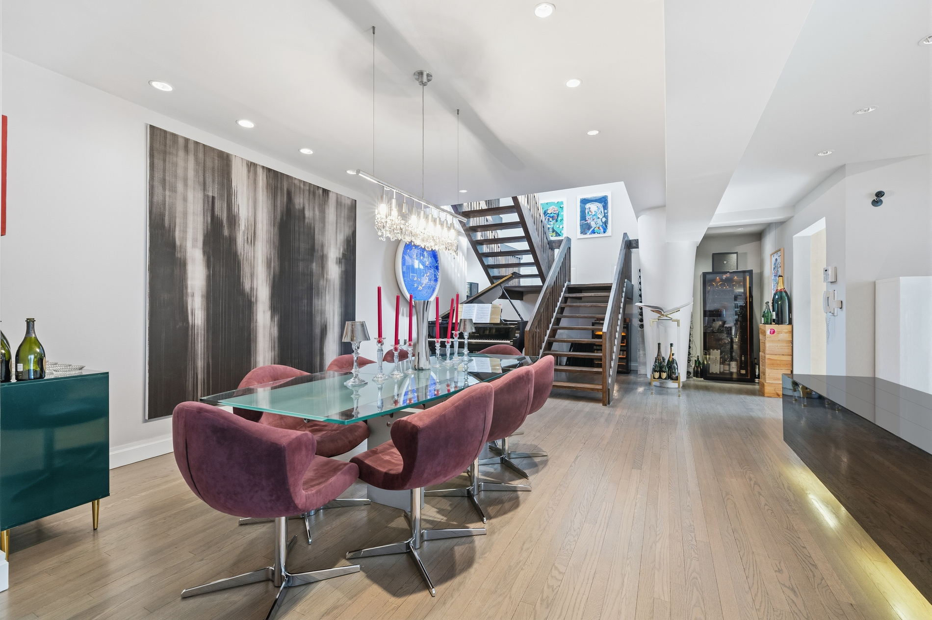 301 E 52nd Street PHC