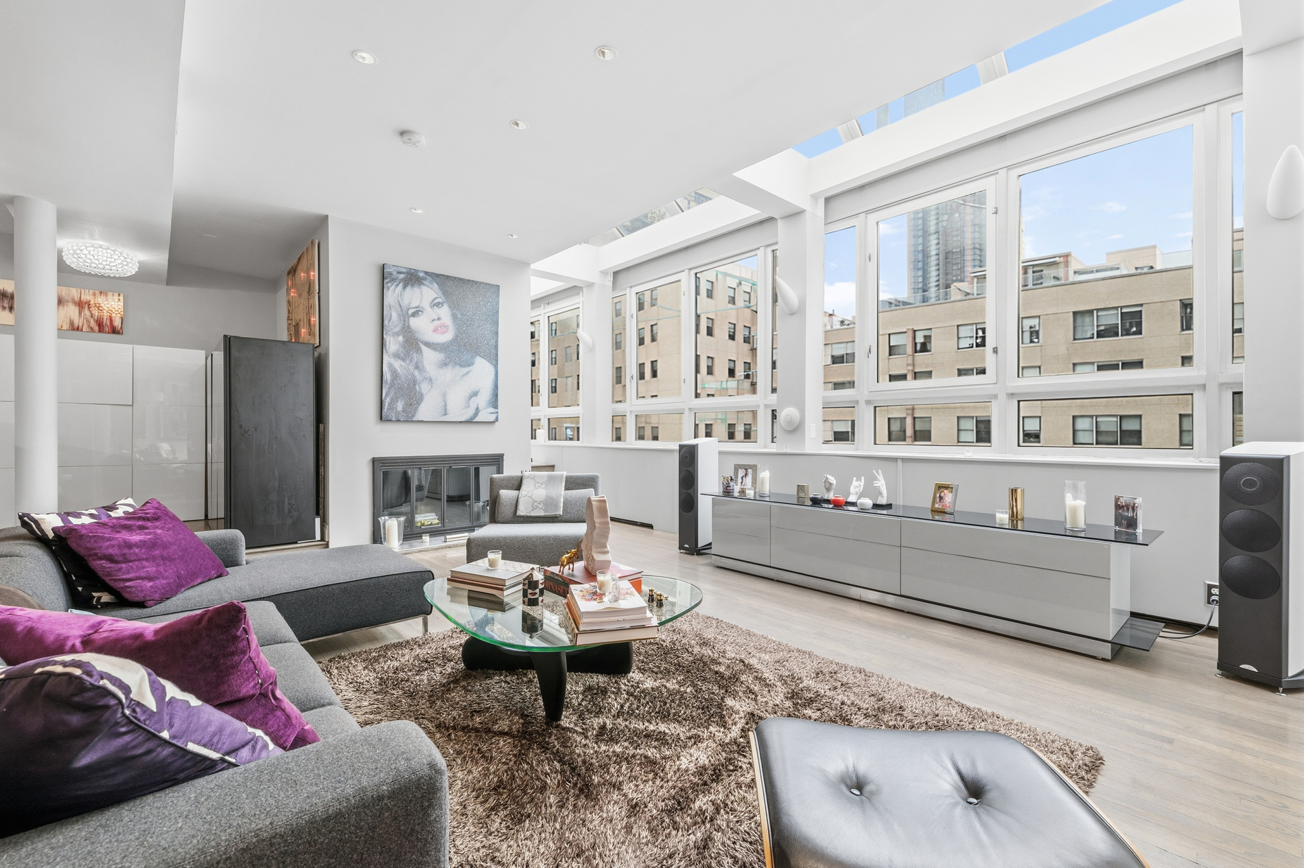 301 E 52nd Street PHC