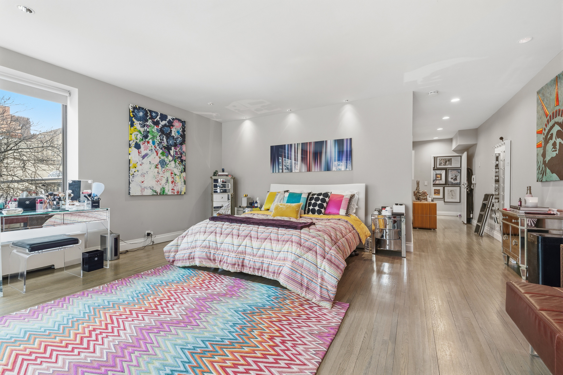 301 E 52nd Street PHC