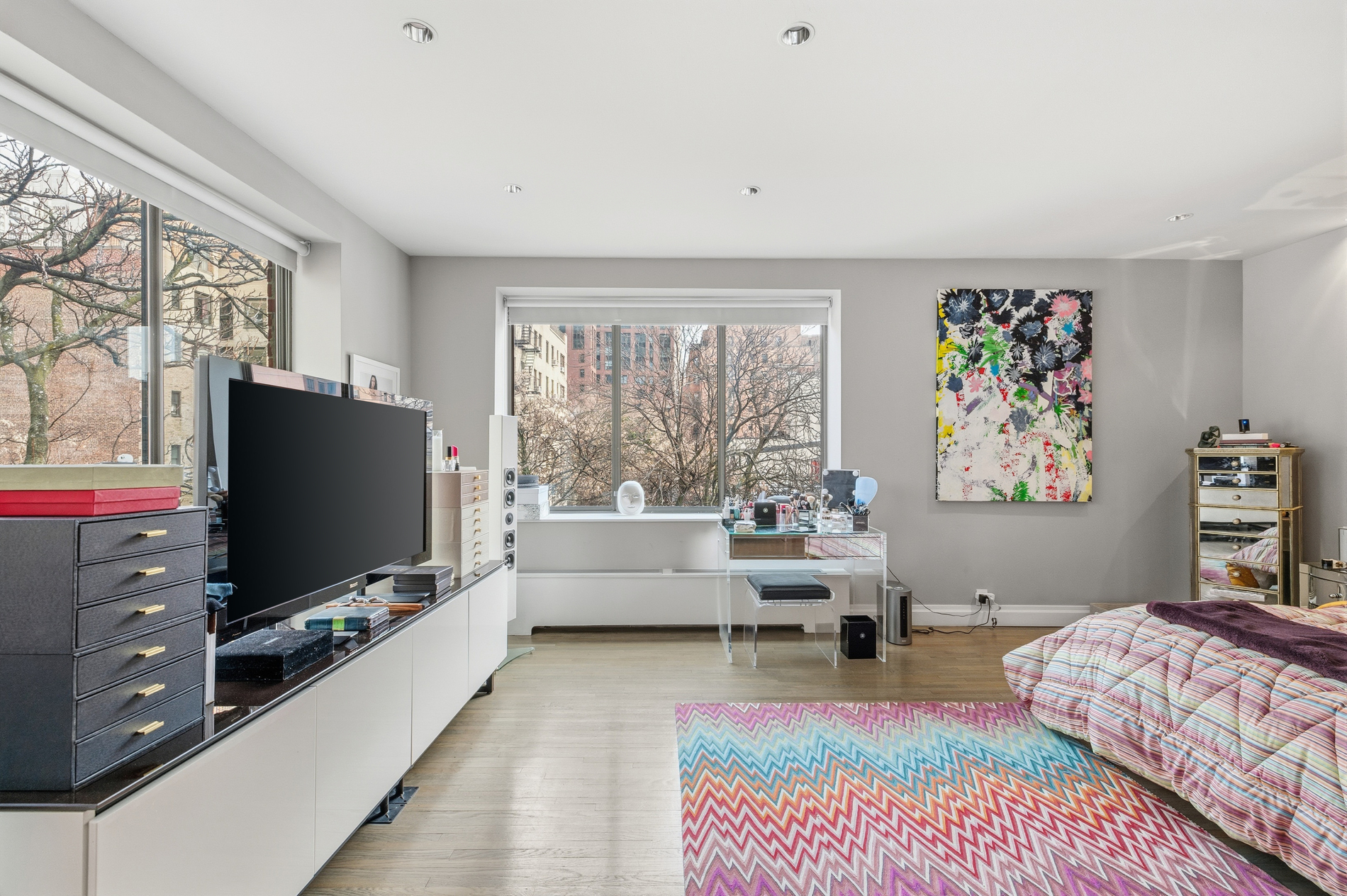 301 E 52nd Street PHC