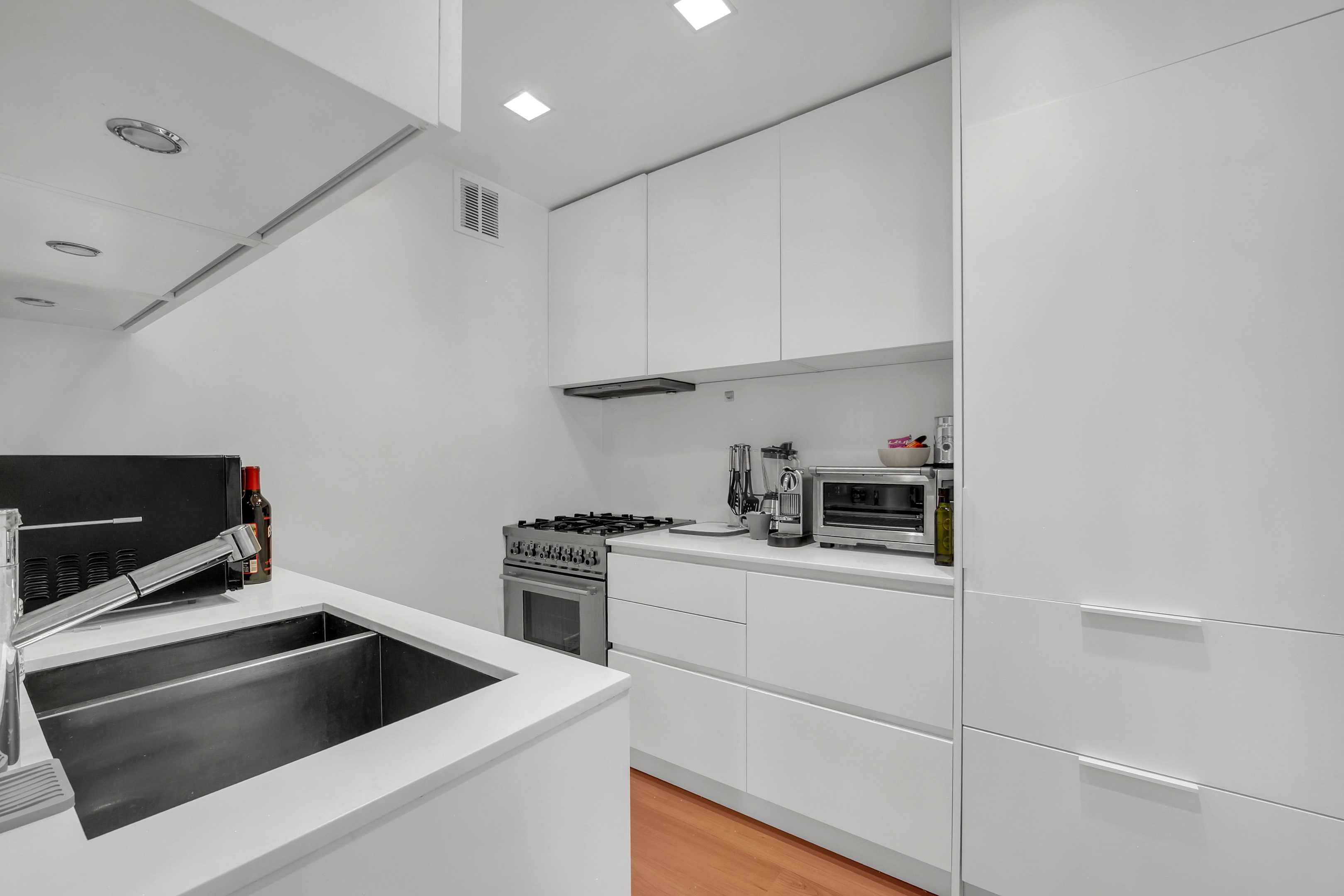 146 W 57th Street 53A