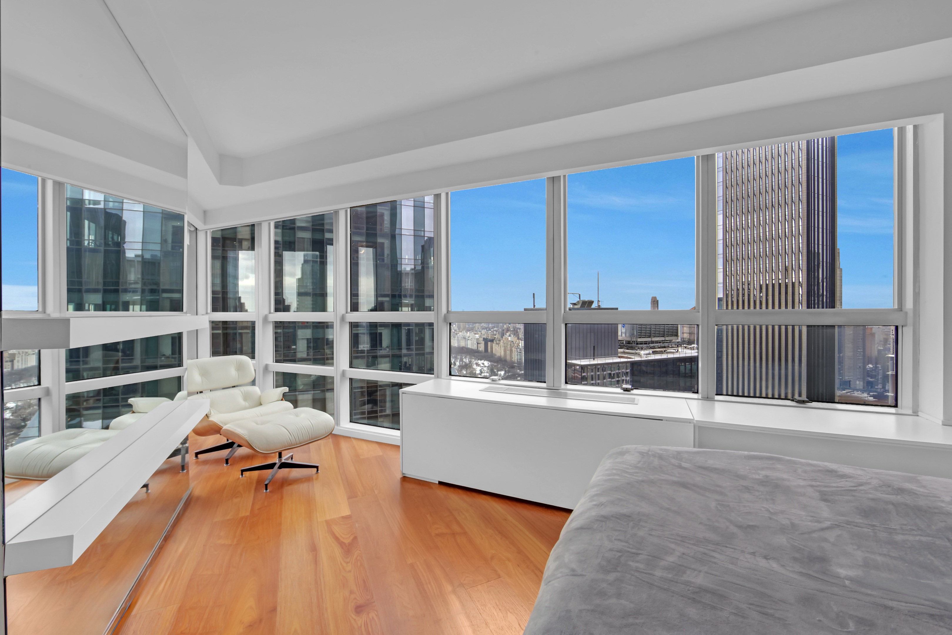 146 W 57th Street 53A