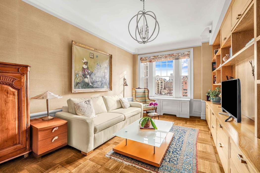 45 E 82nd Street 10E