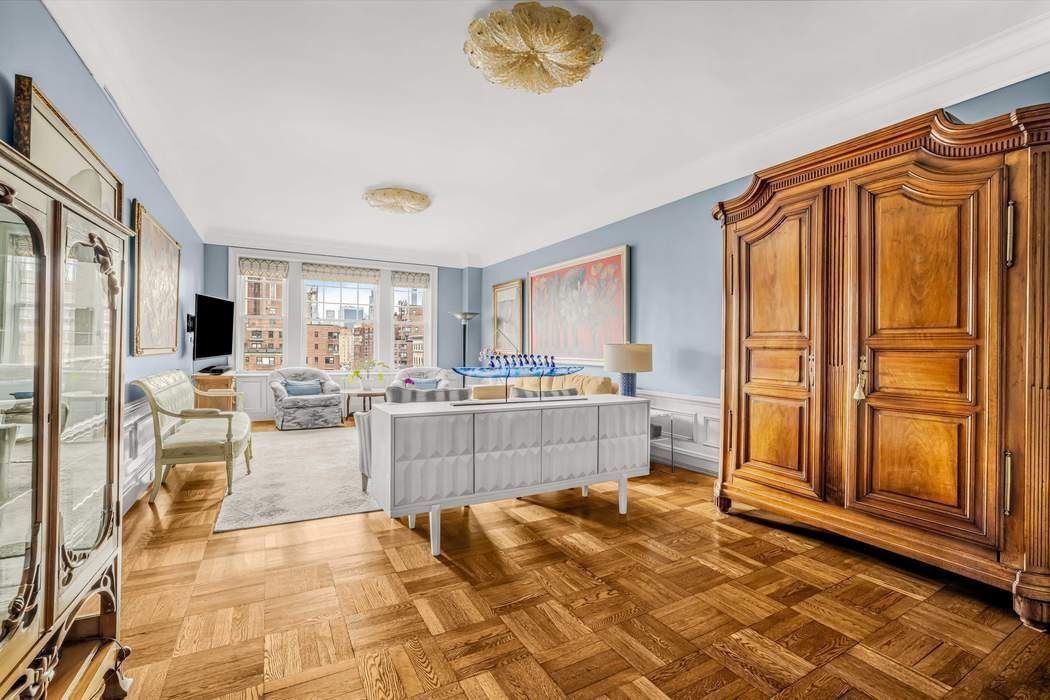 45 E 82nd Street 10E