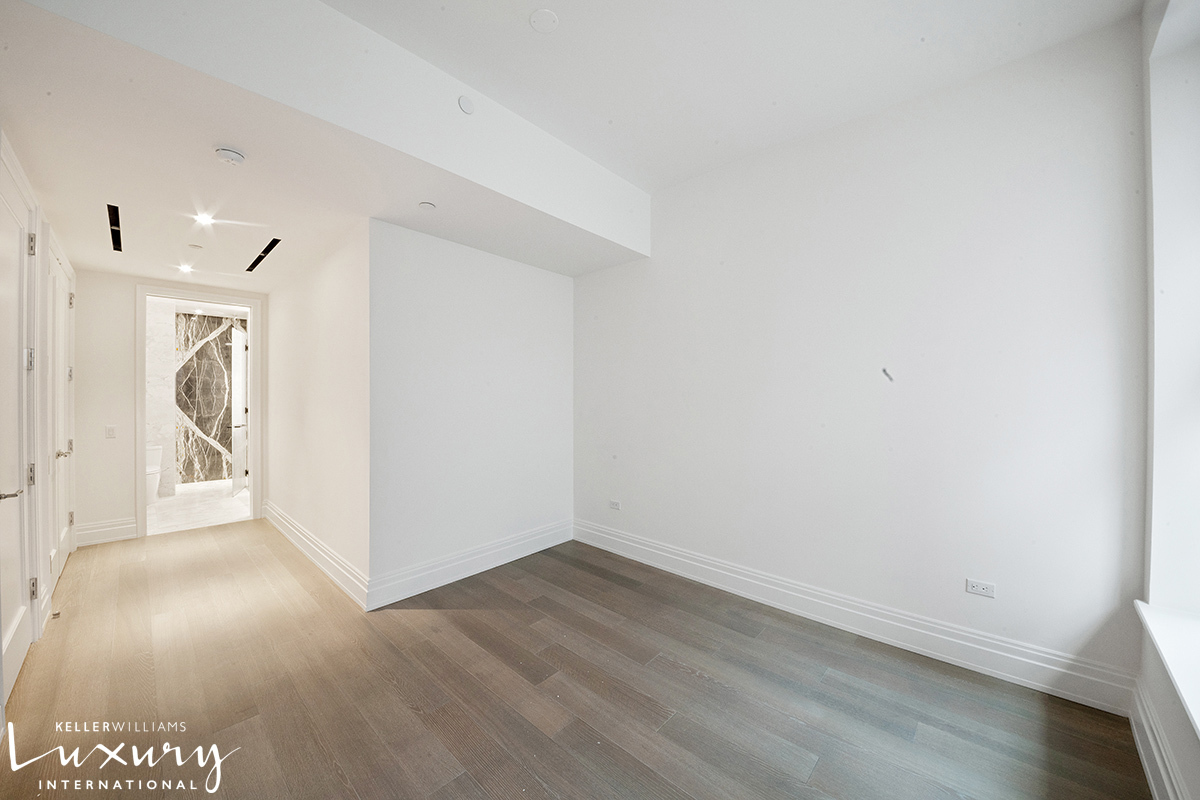 108 Leonard Street 11R