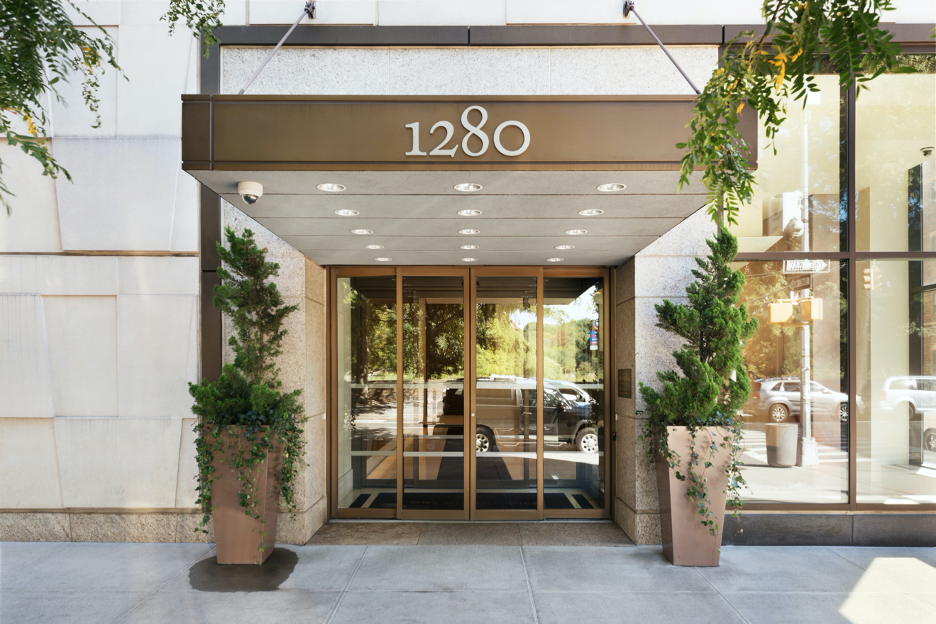 1280 Fifth Avenue 18F