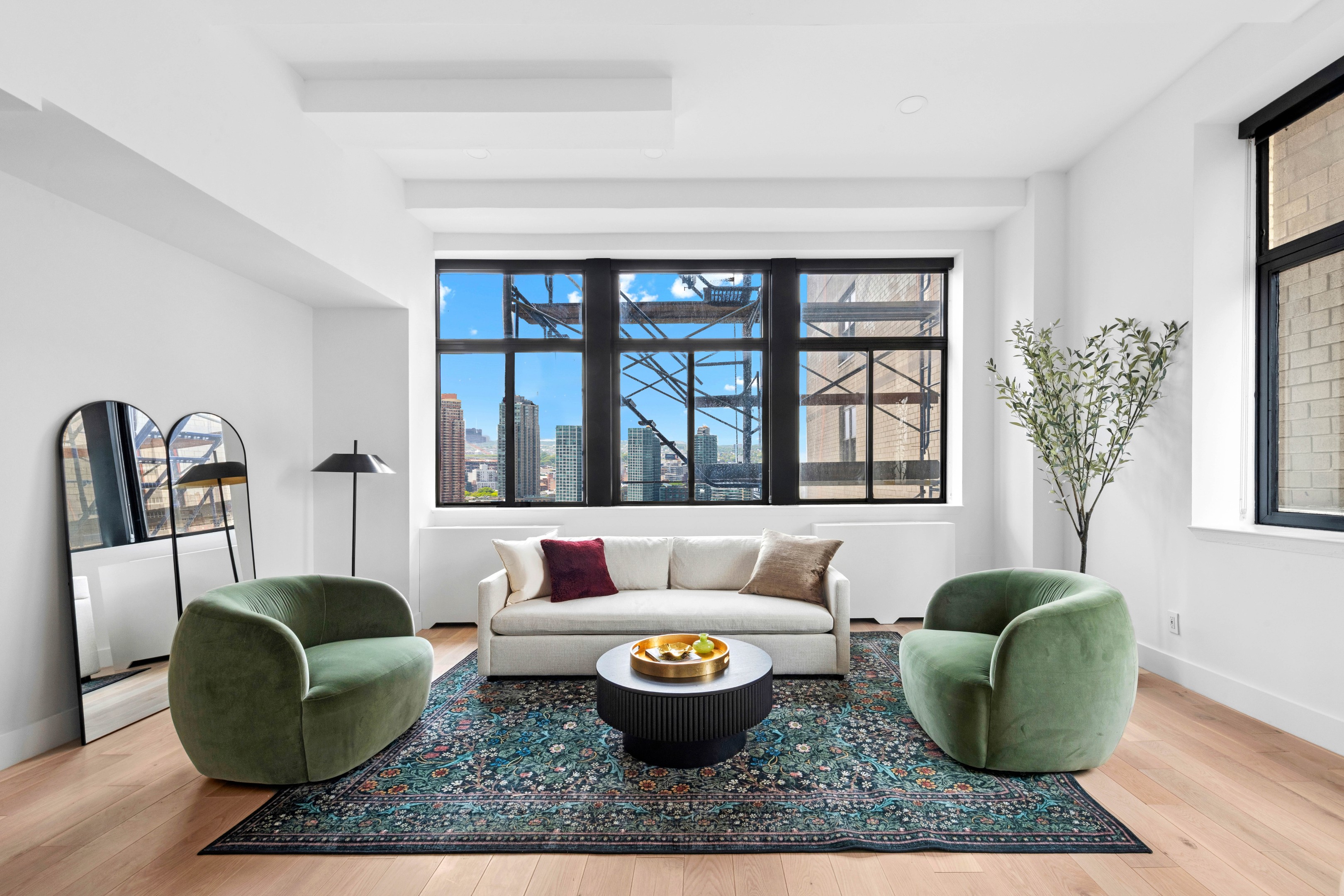 310 E 46th Street 24H