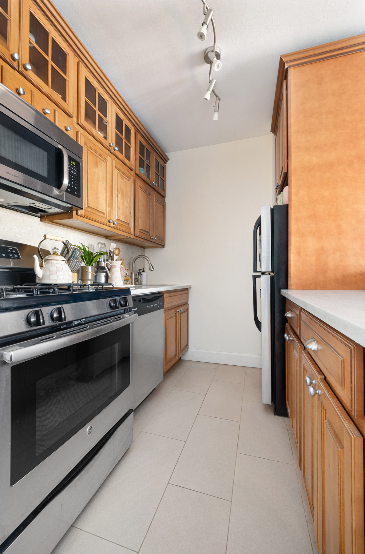 150 E 85th Street 11E