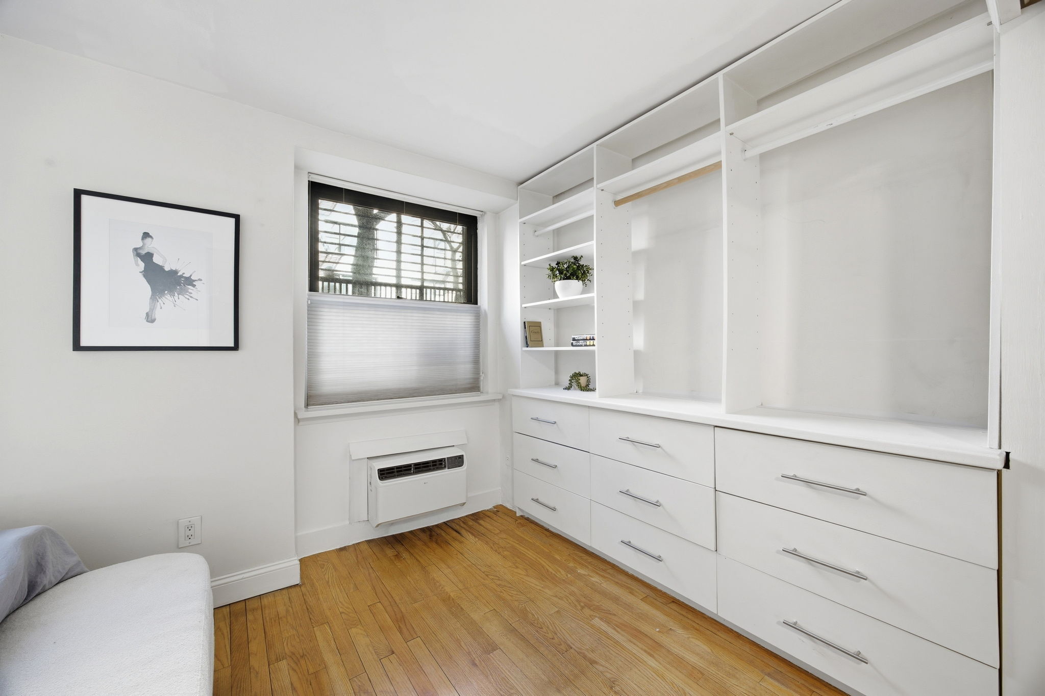 130 E 17th Street 1A