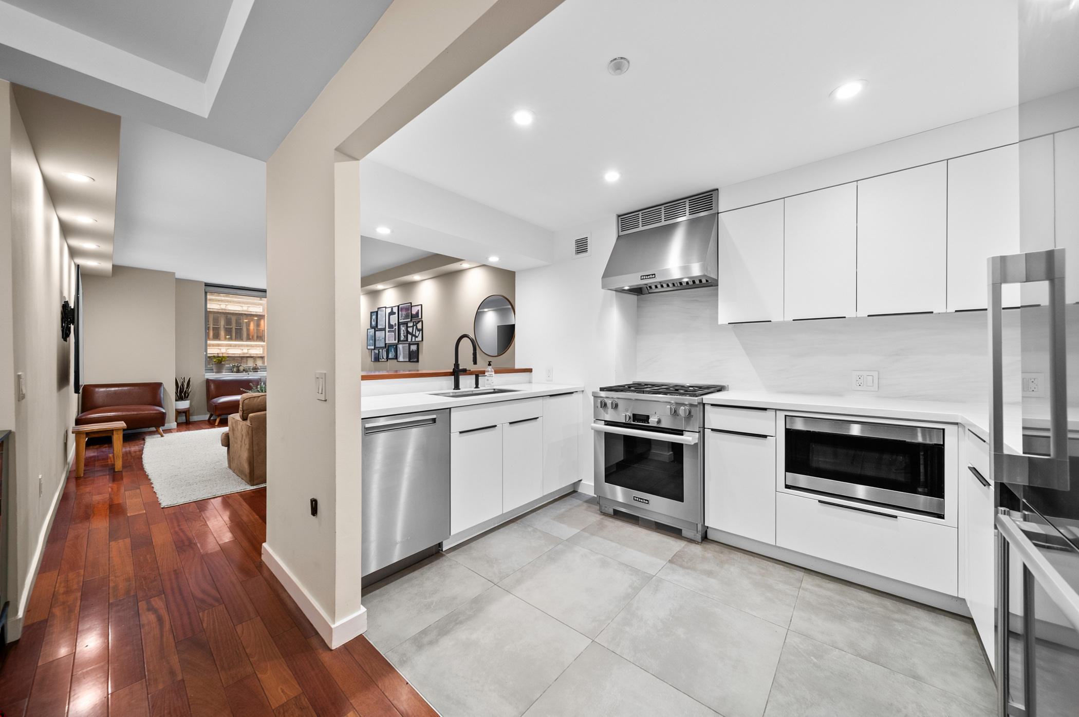 121 E 23rd Street 7D