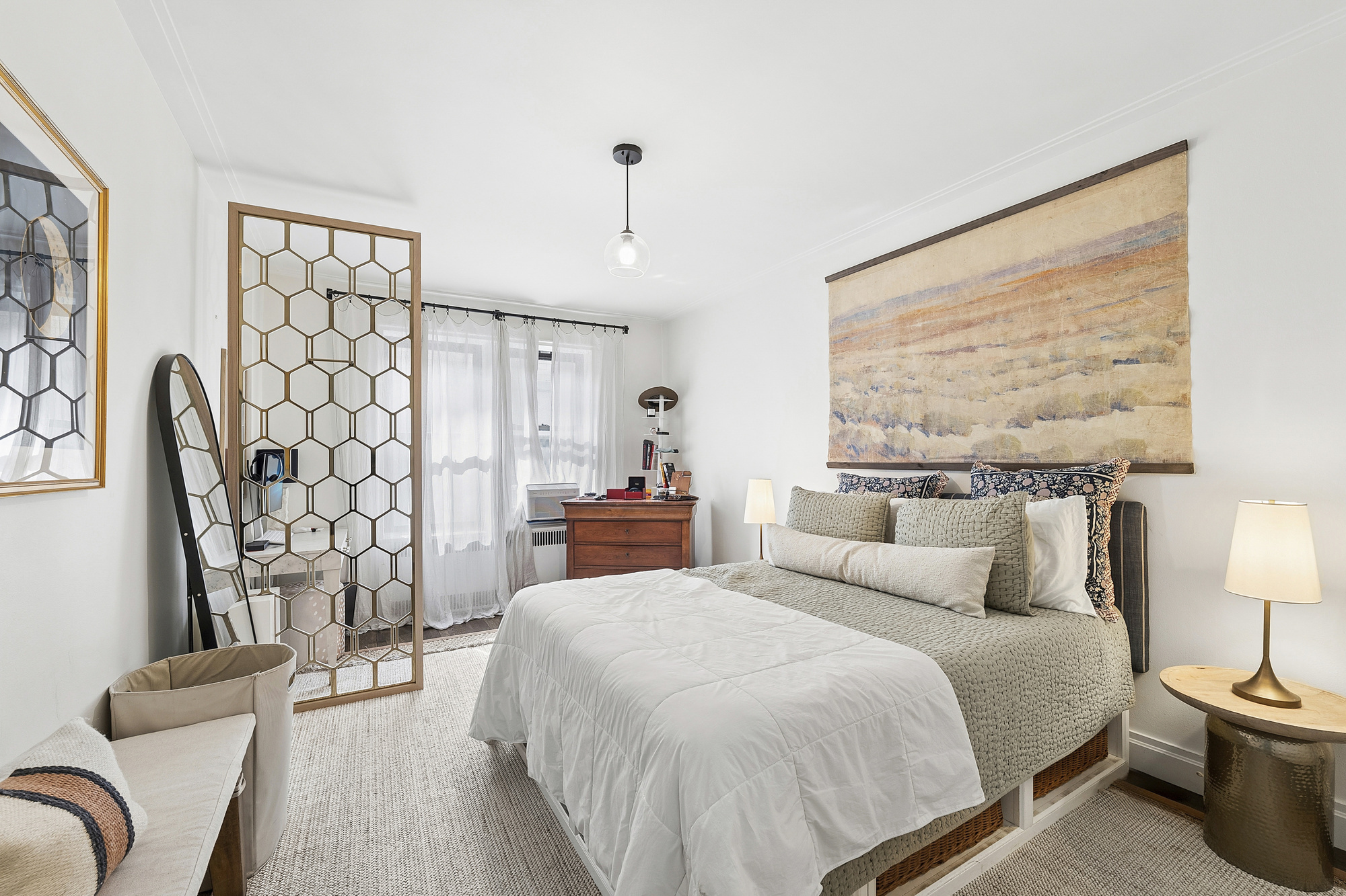 225 W 25th Street 1K