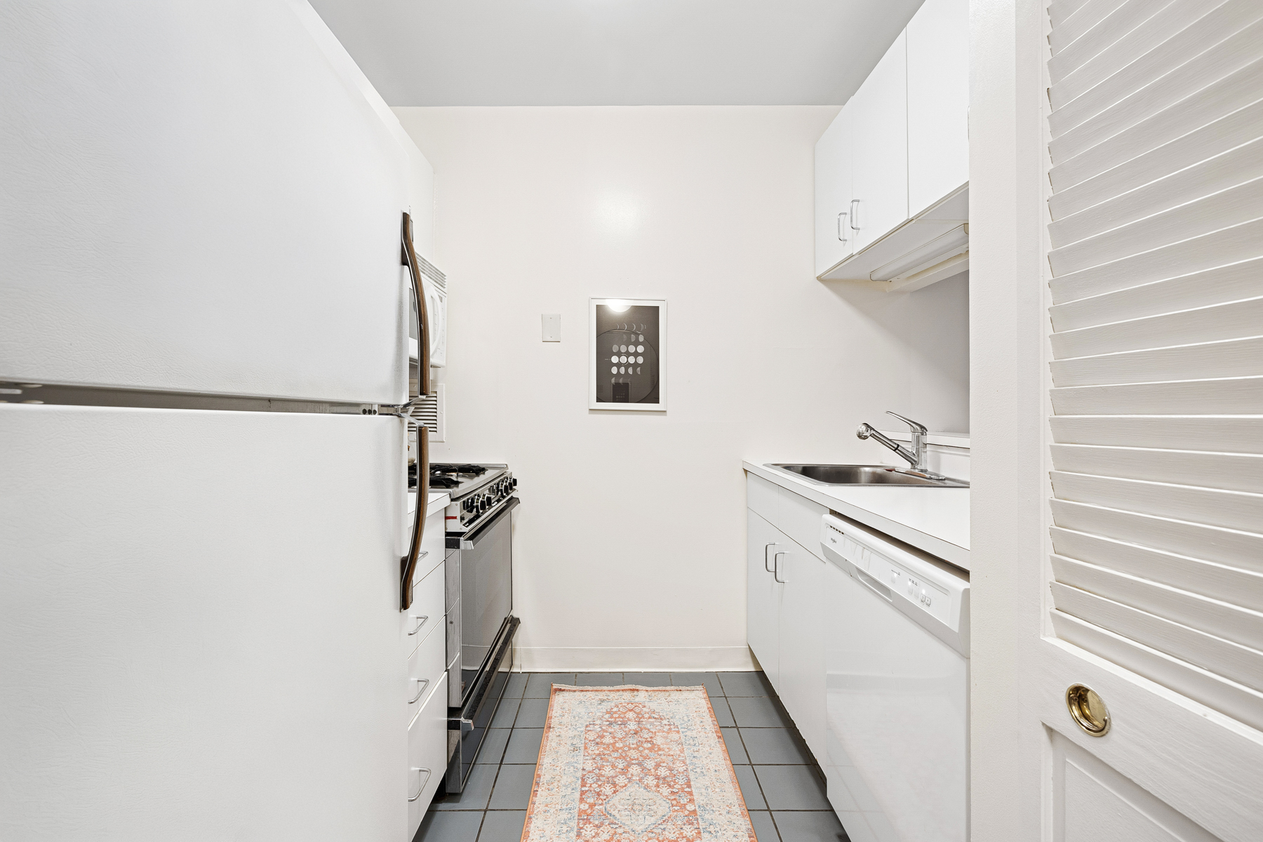 2250 Broadway 3N