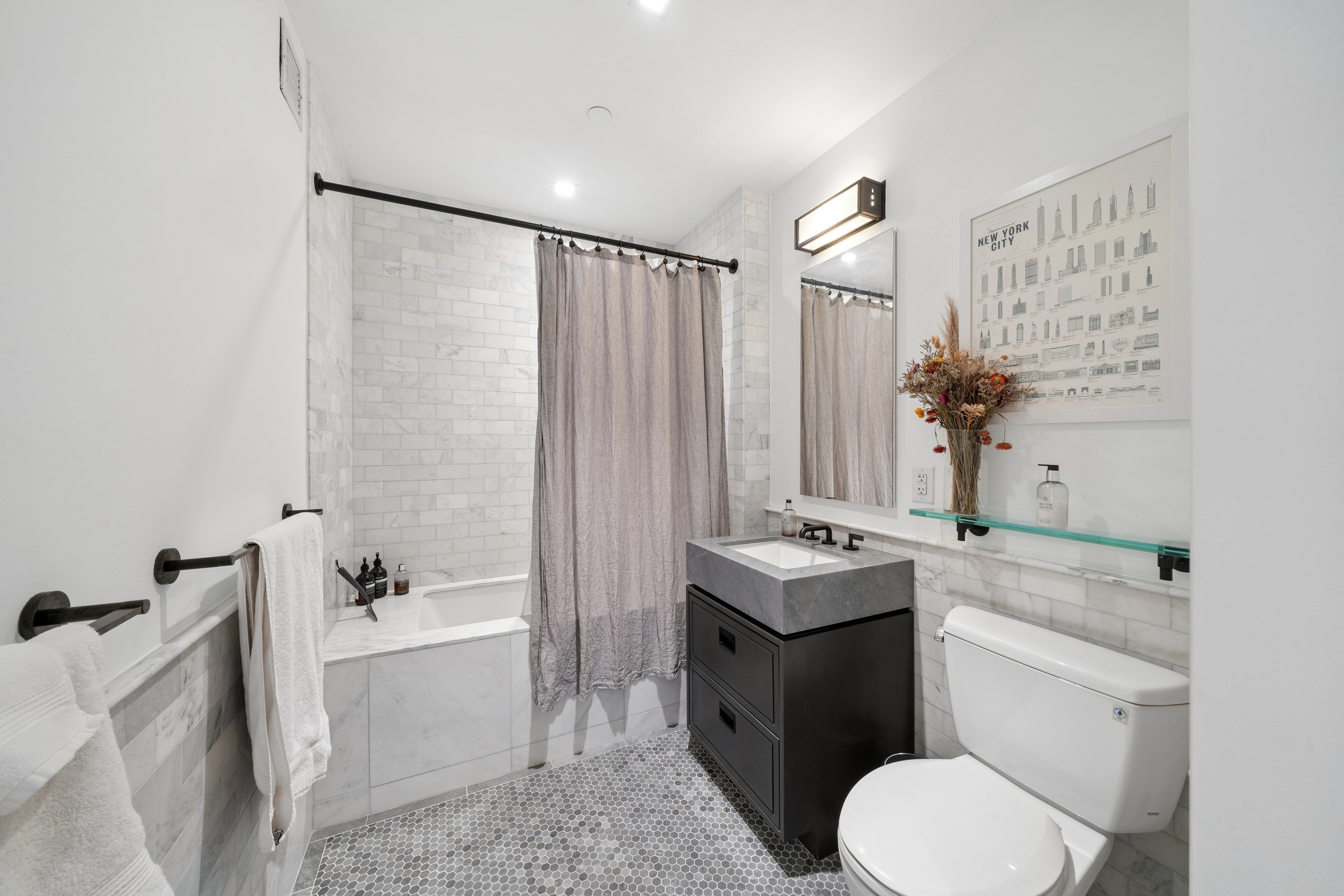 50 W 30th Street 21A