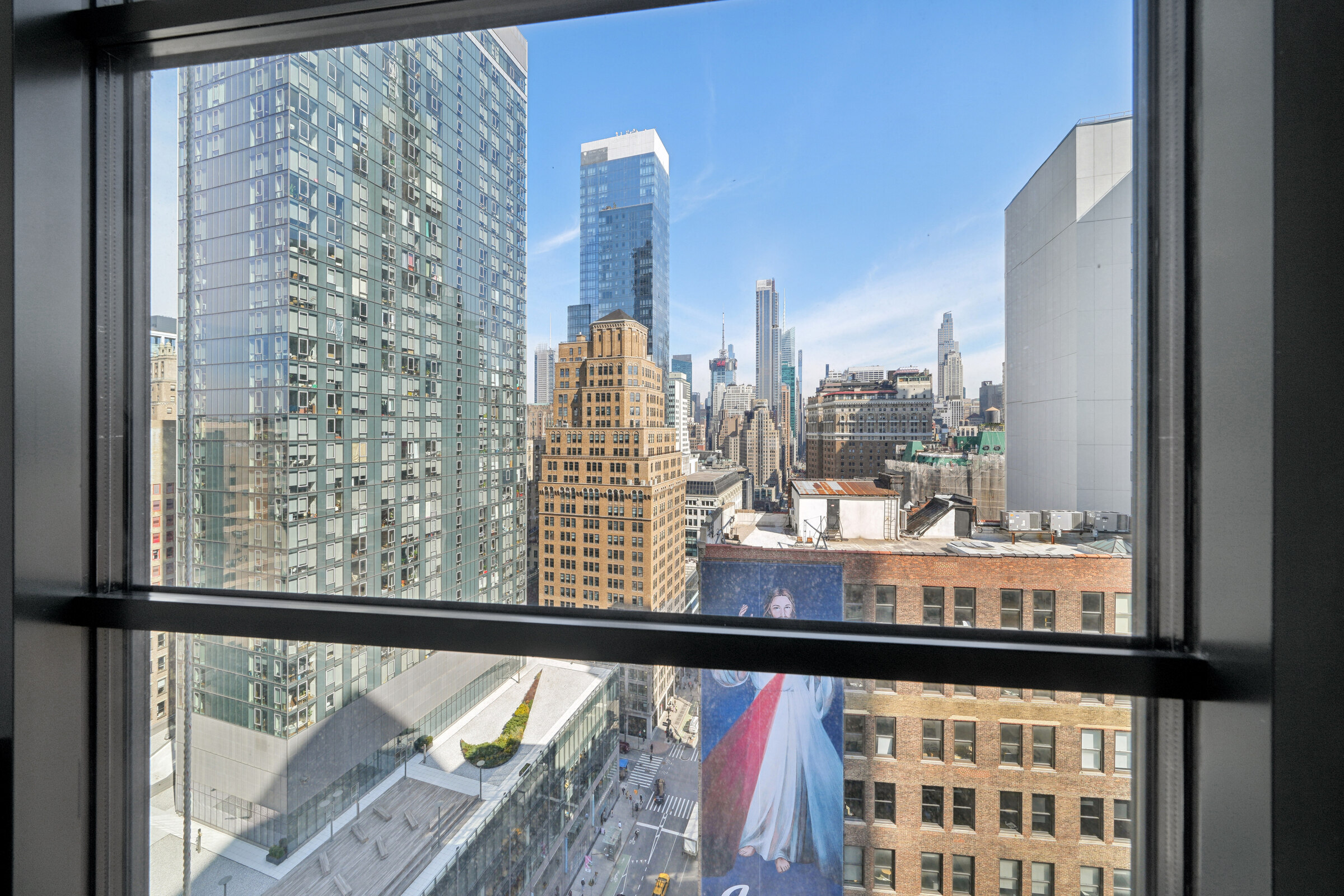 50 W 30th Street 21A