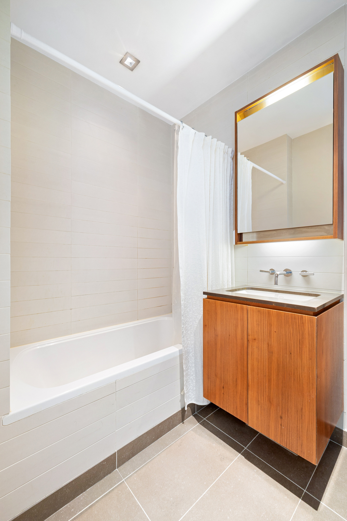 555 W 59th Street 15B