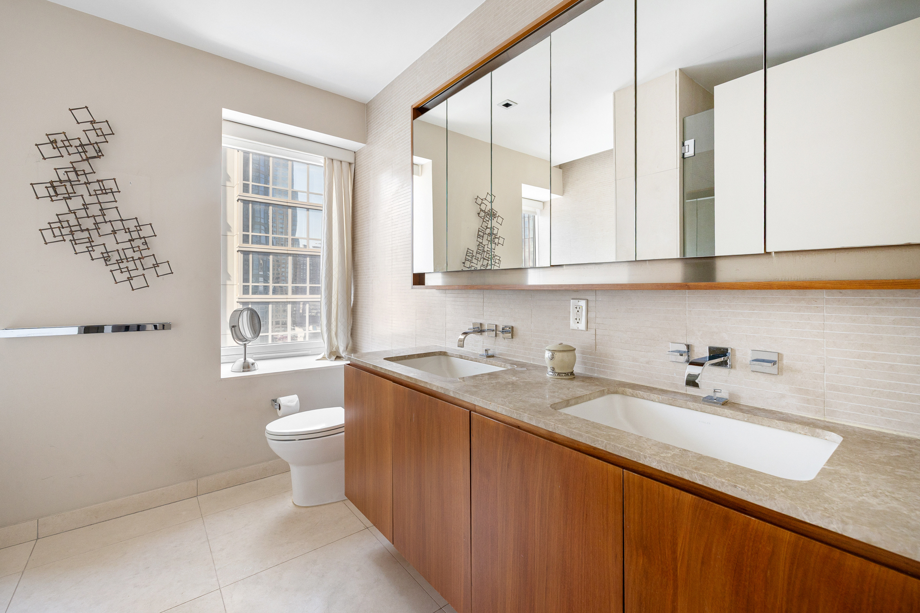 555 W 59th Street 15B