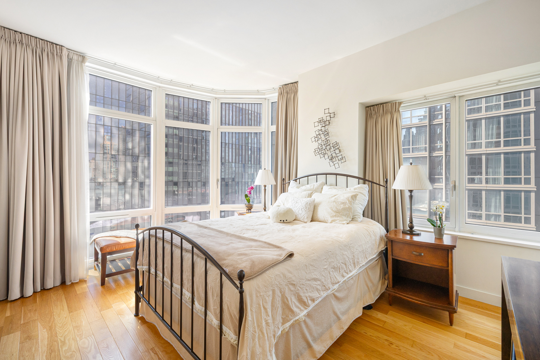 555 W 59th Street 15B