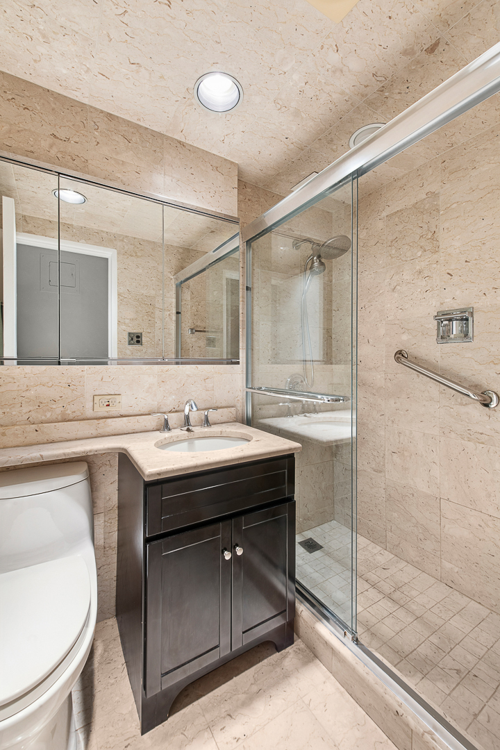 75 E End Avenue 5D