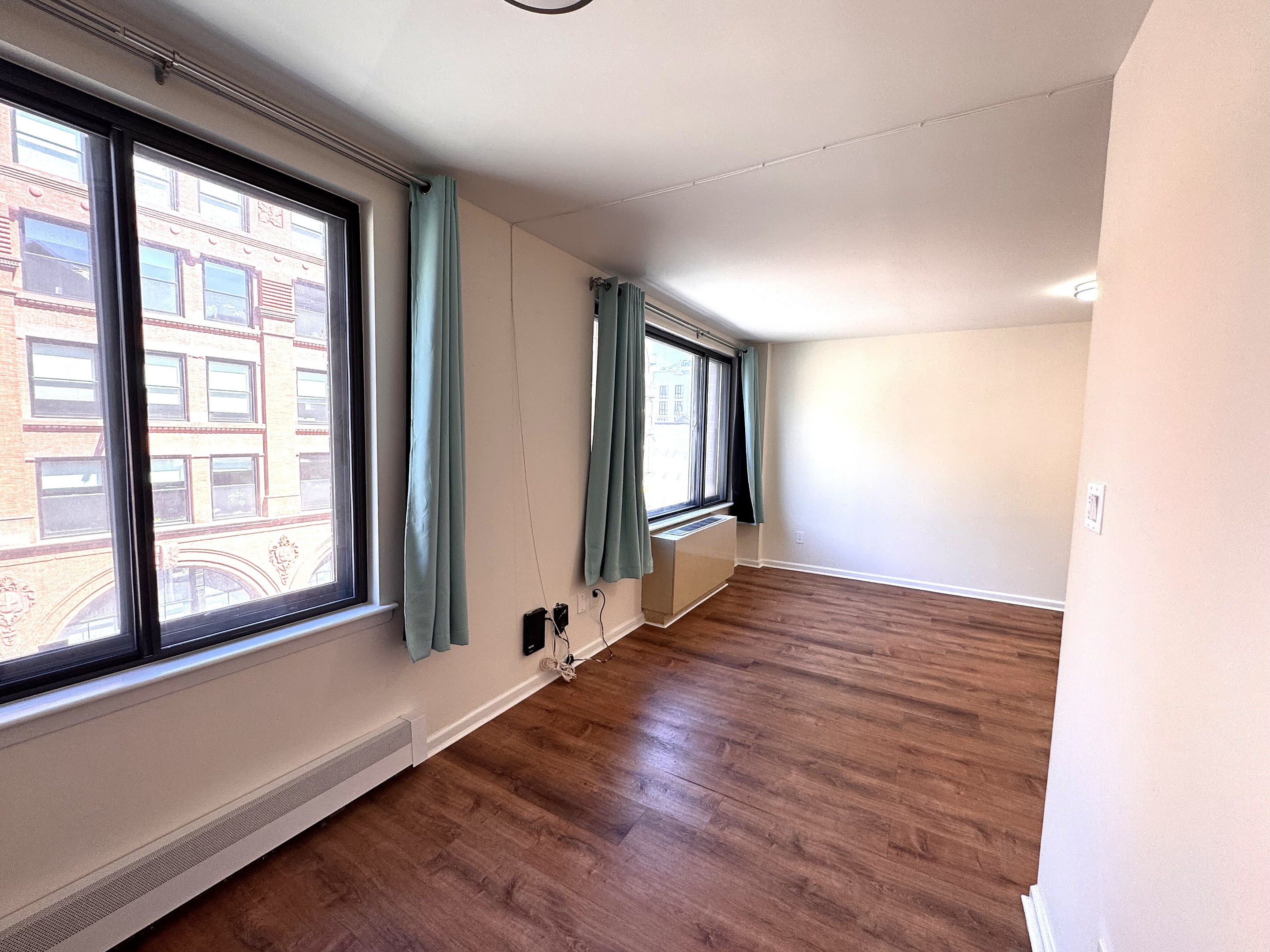 179 Grand Street 5E