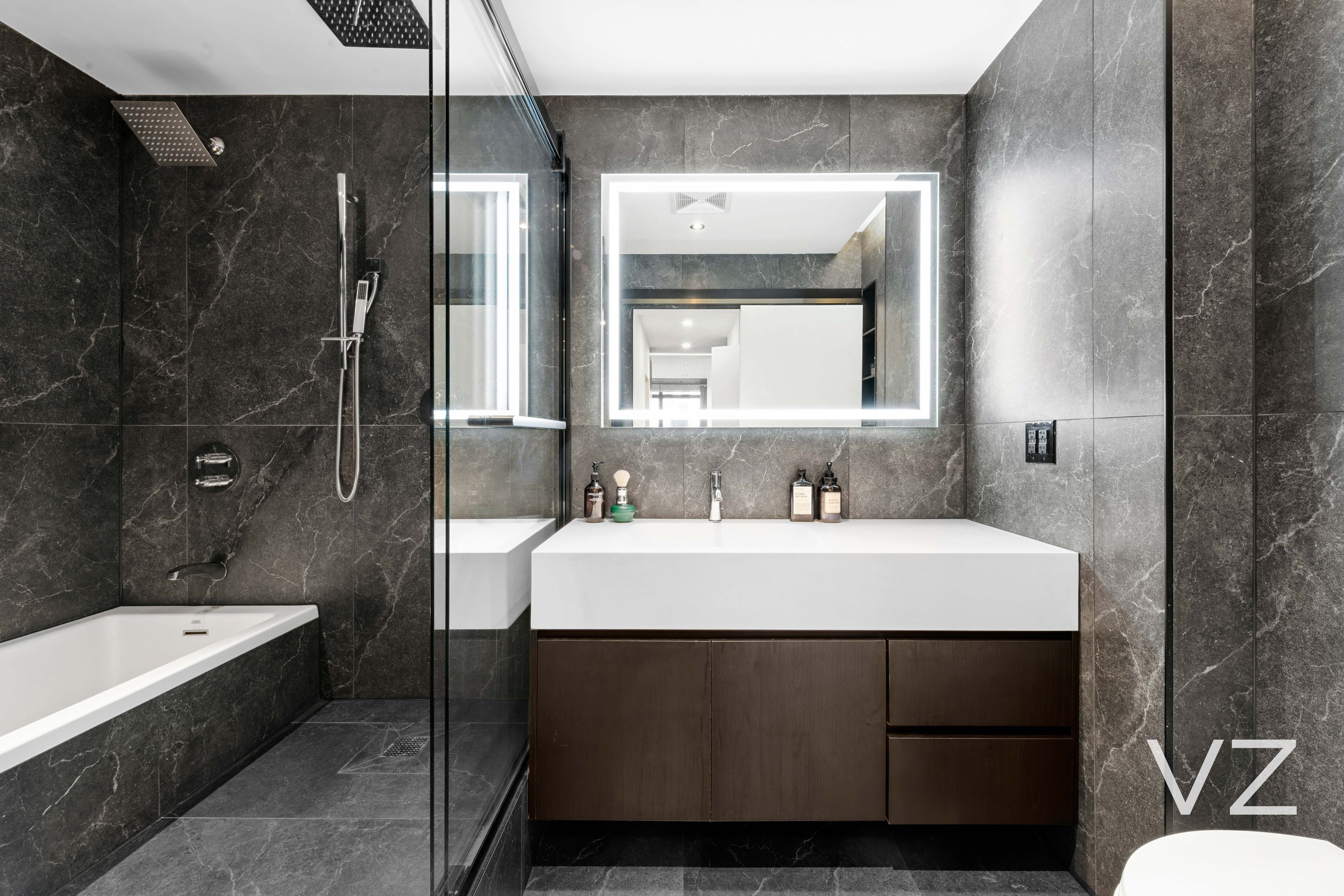 721 Fifth Avenue 41E