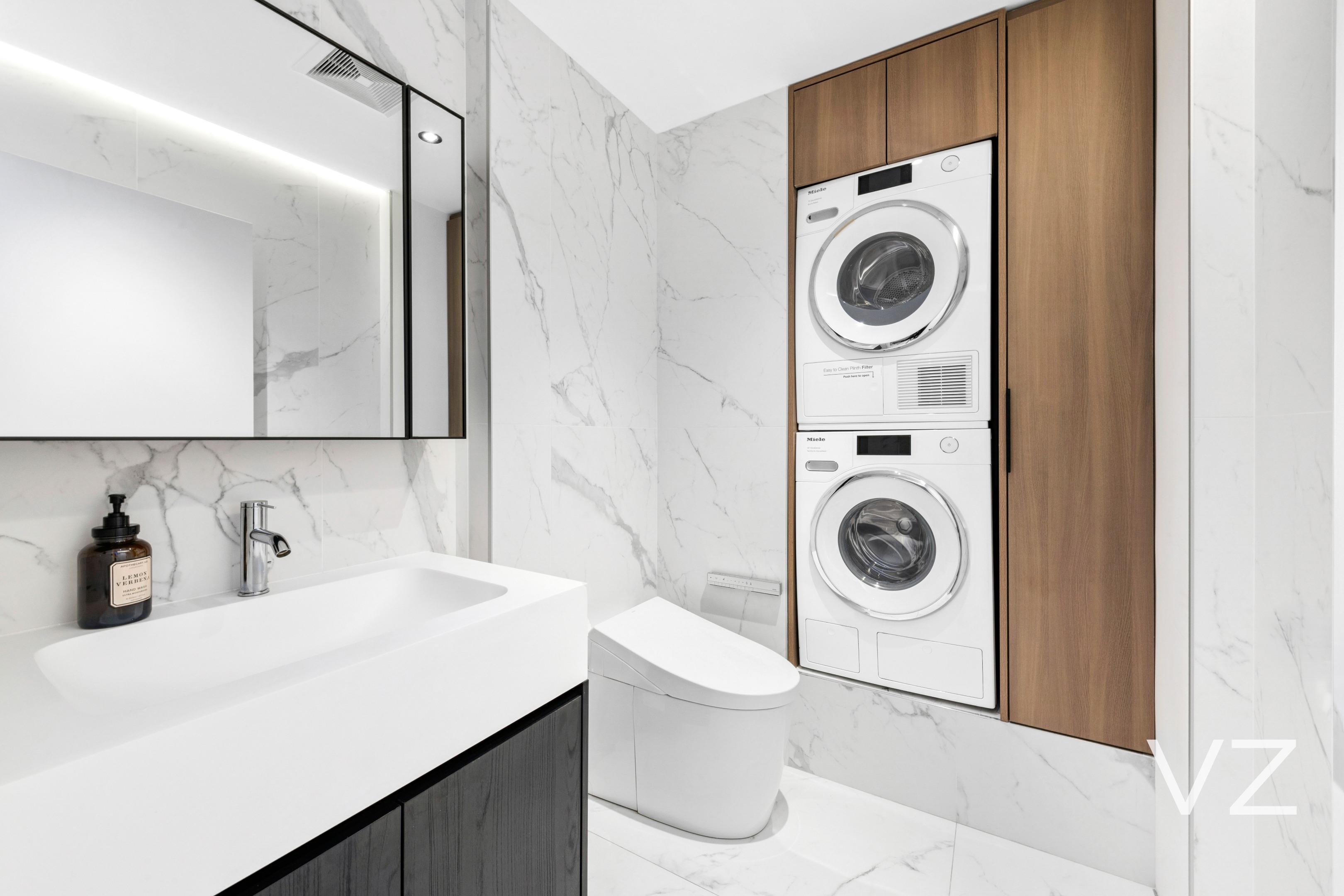 721 Fifth Avenue 41E