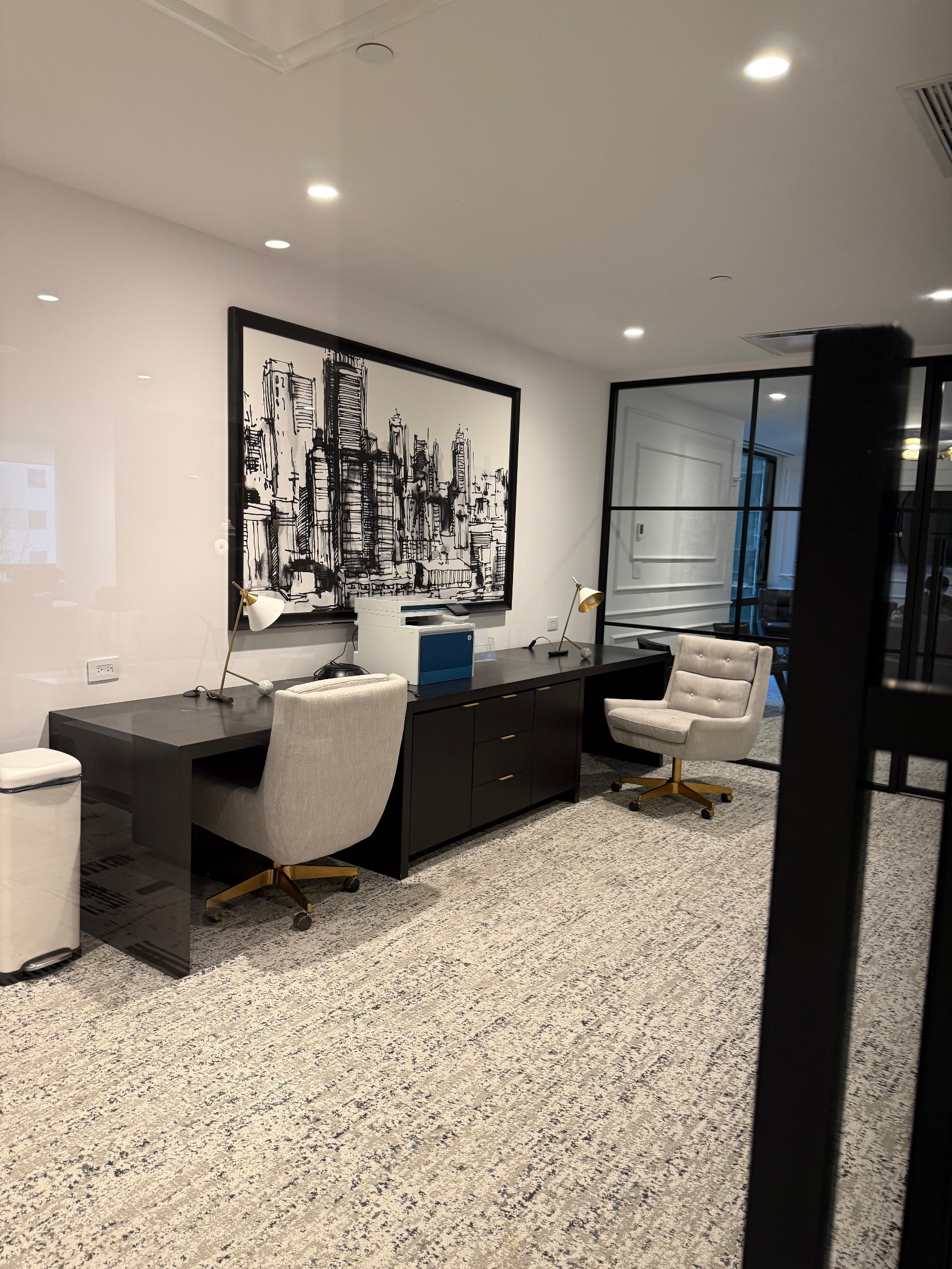 721 Fifth Avenue 41E