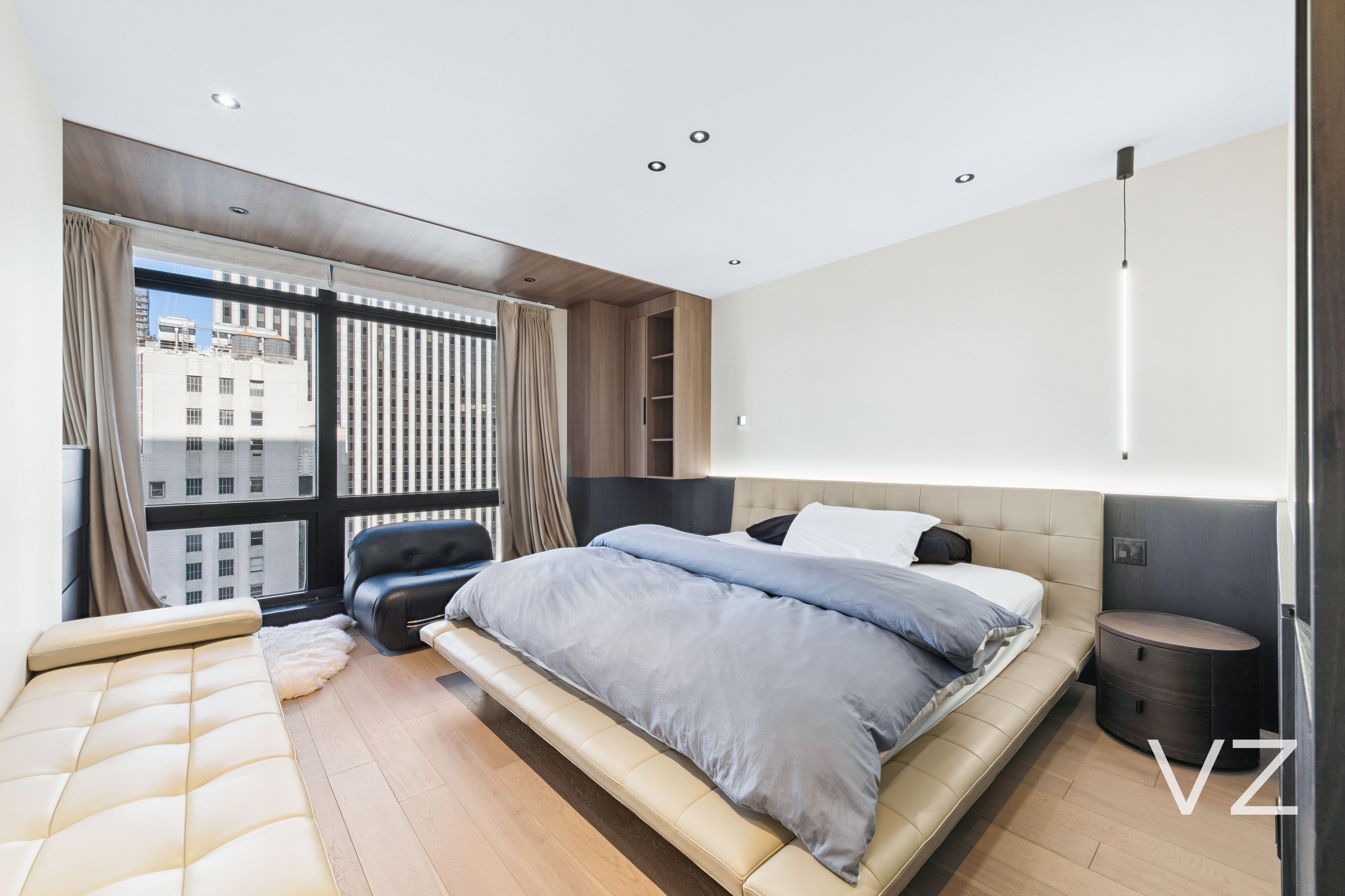 721 Fifth Avenue 41E