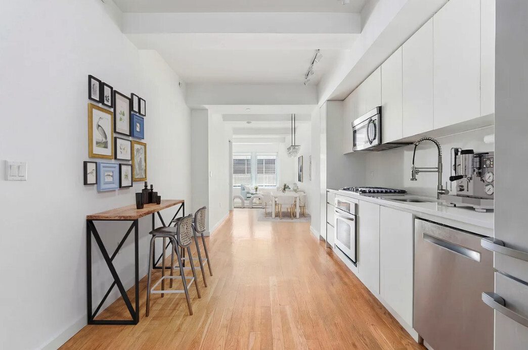 90 William Street 8H