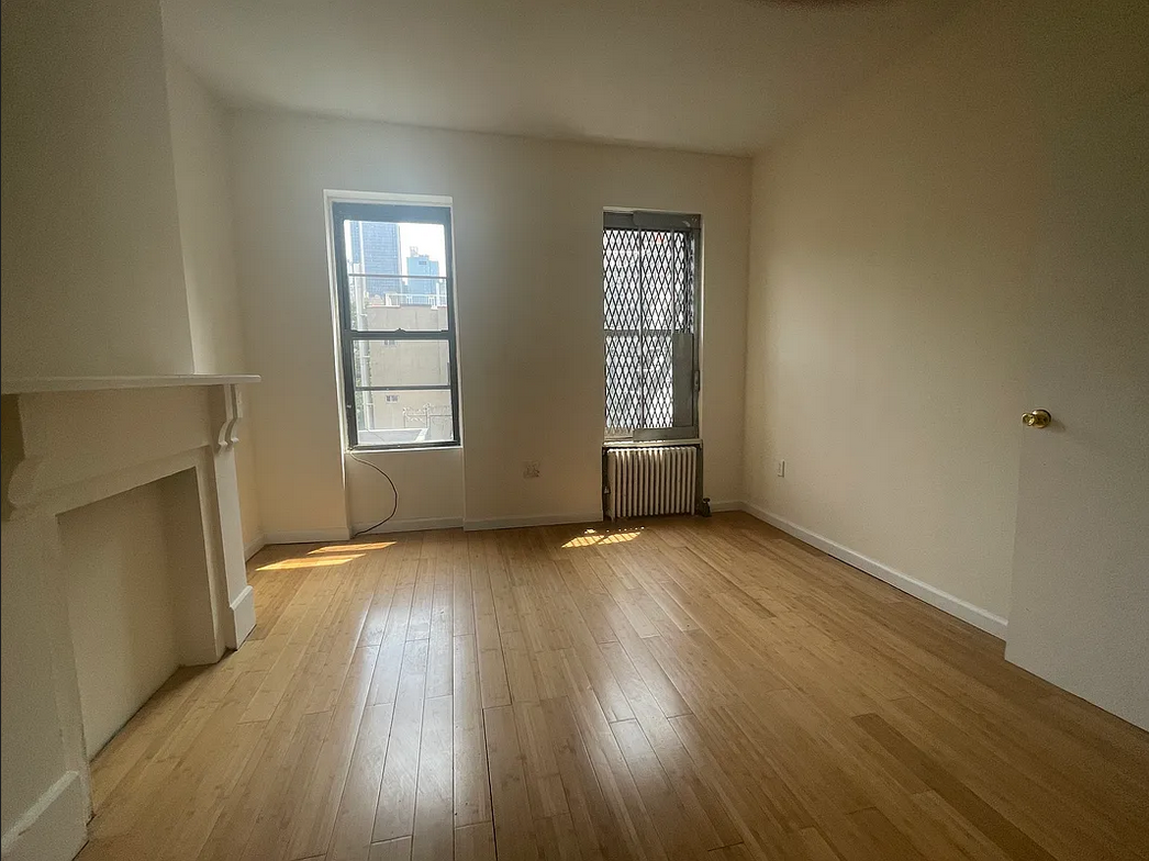600 10th Avenue 3RN