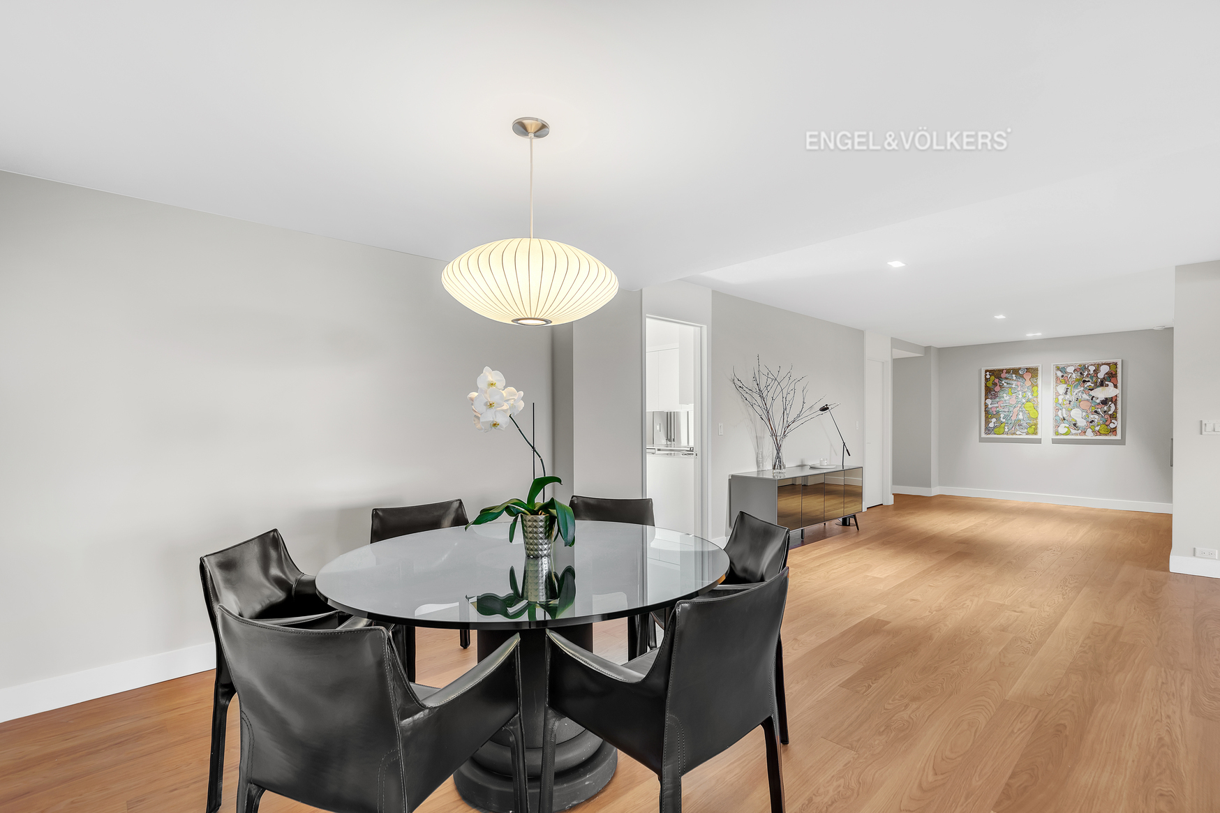 106 Central Park S 16A