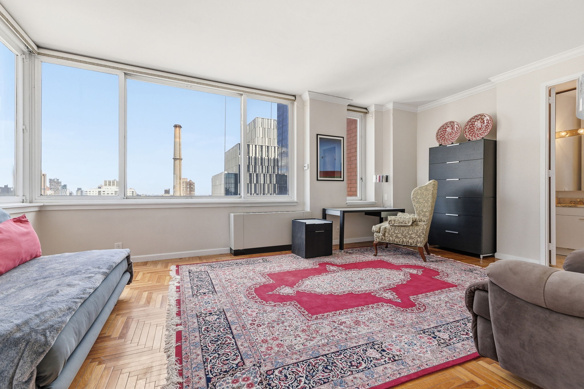 524 E 72nd Street 33CDE