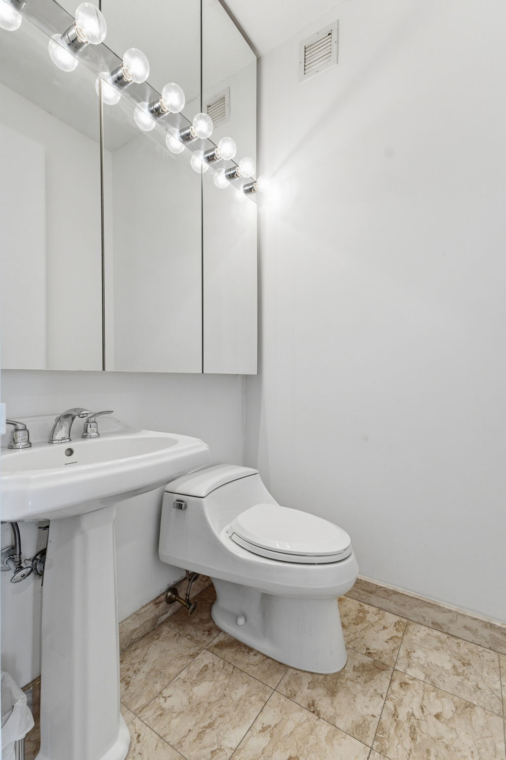 524 E 72nd Street 33CDE