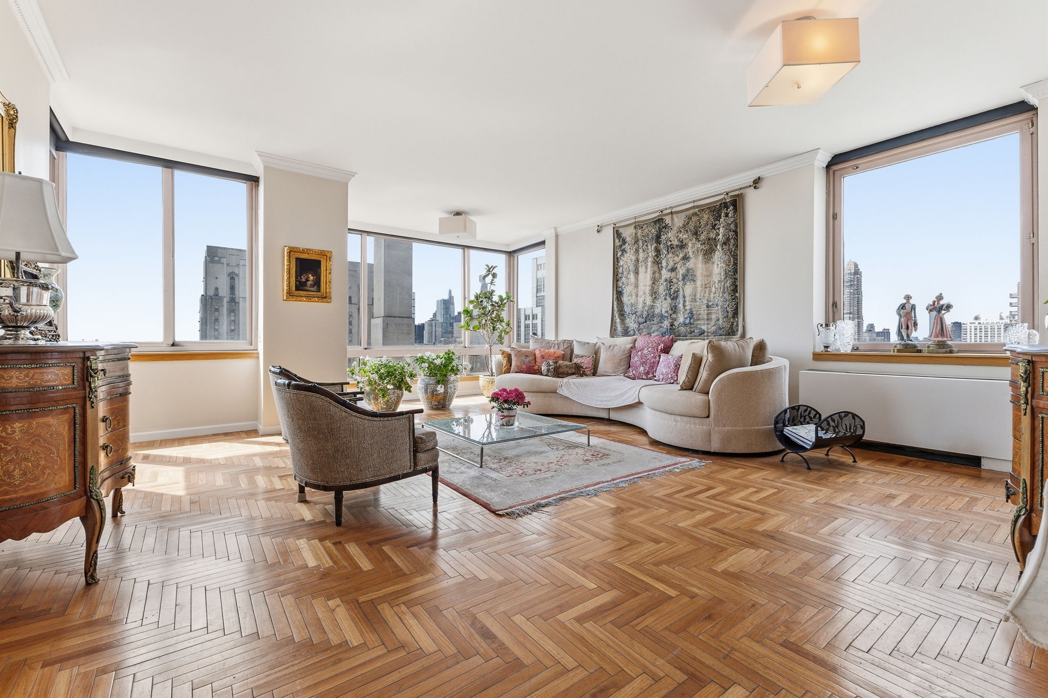 524 E 72nd Street 33CDE