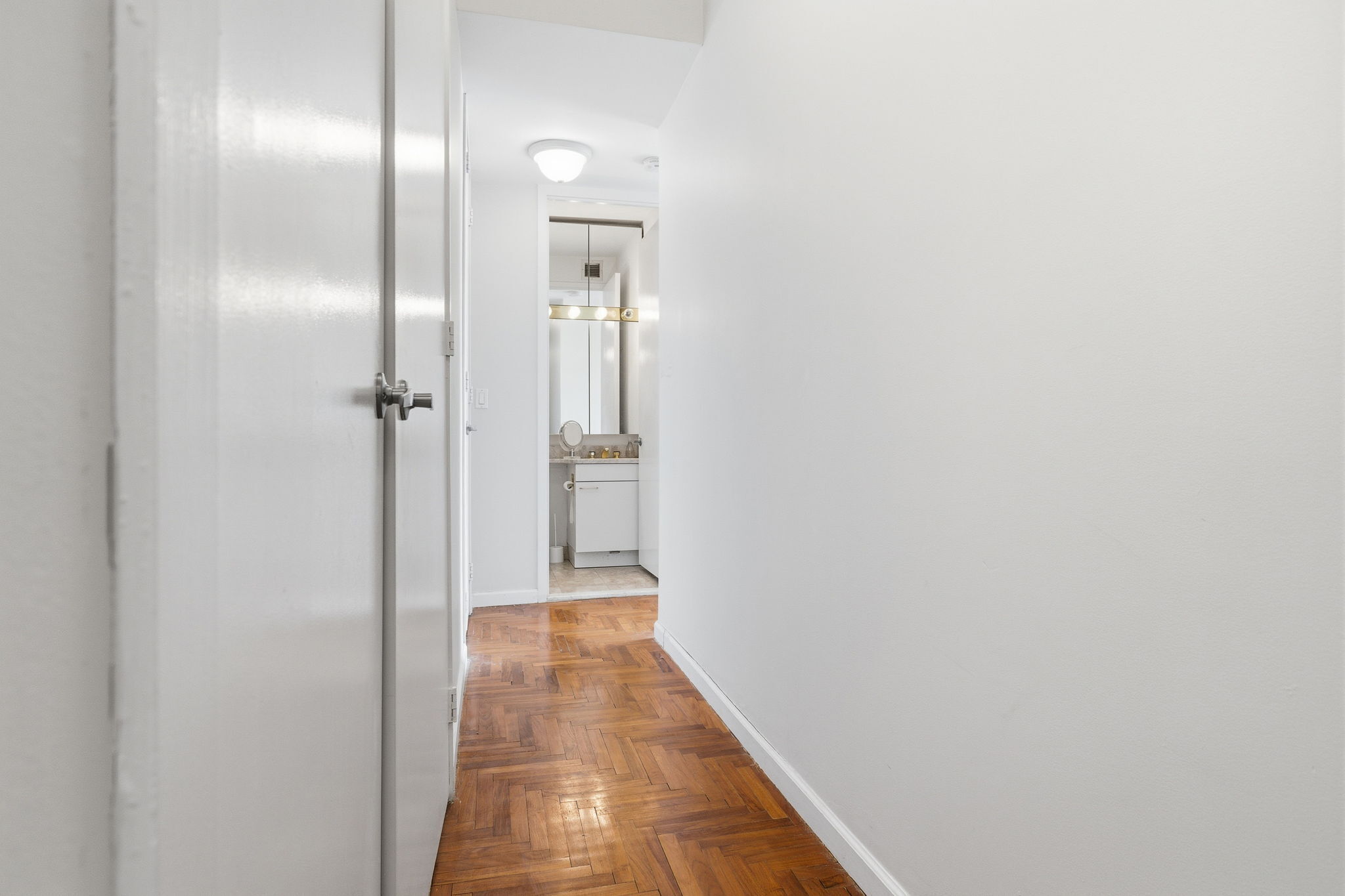 524 E 72nd Street 33CDE