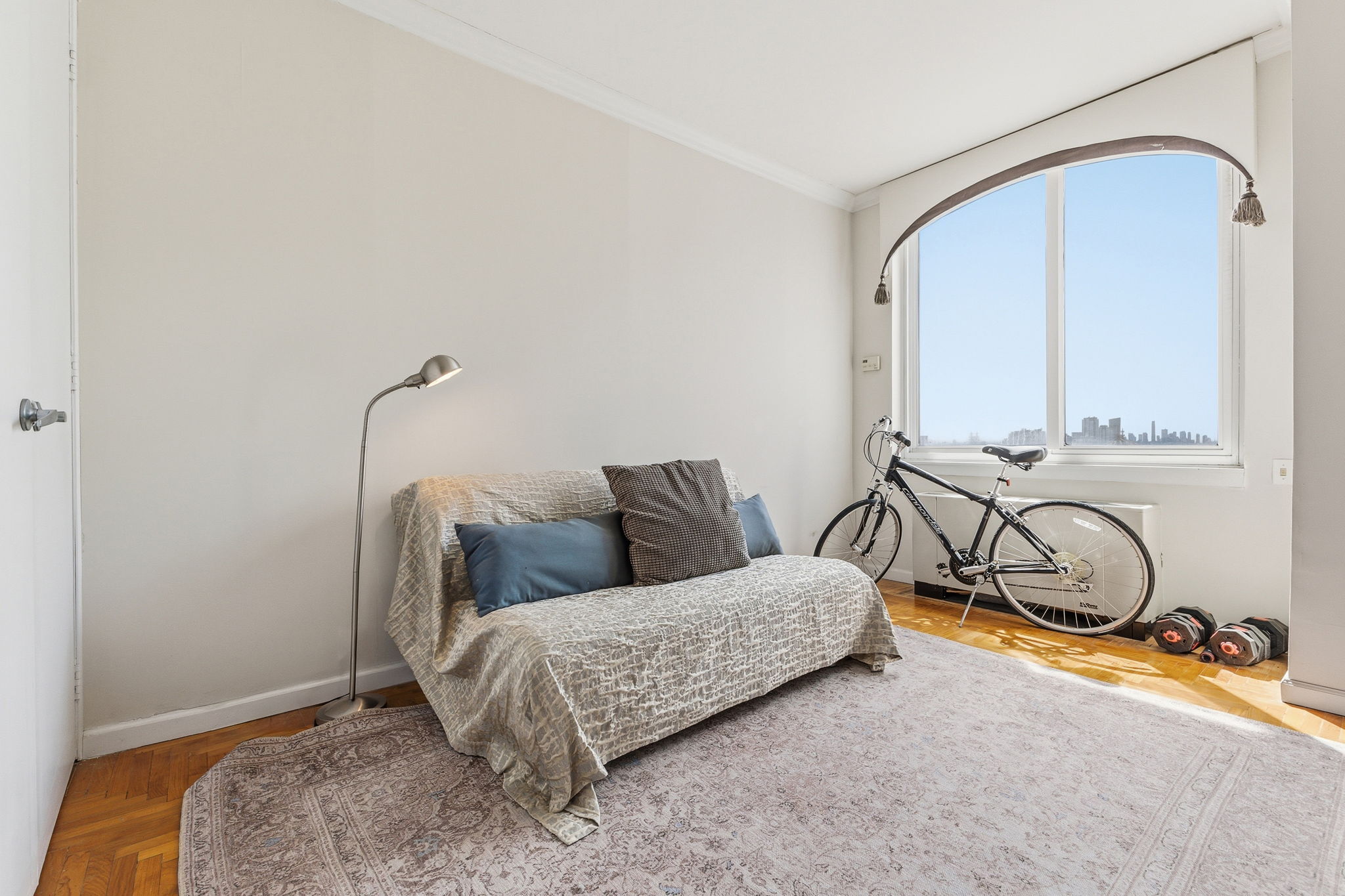 524 E 72nd Street 33CDE