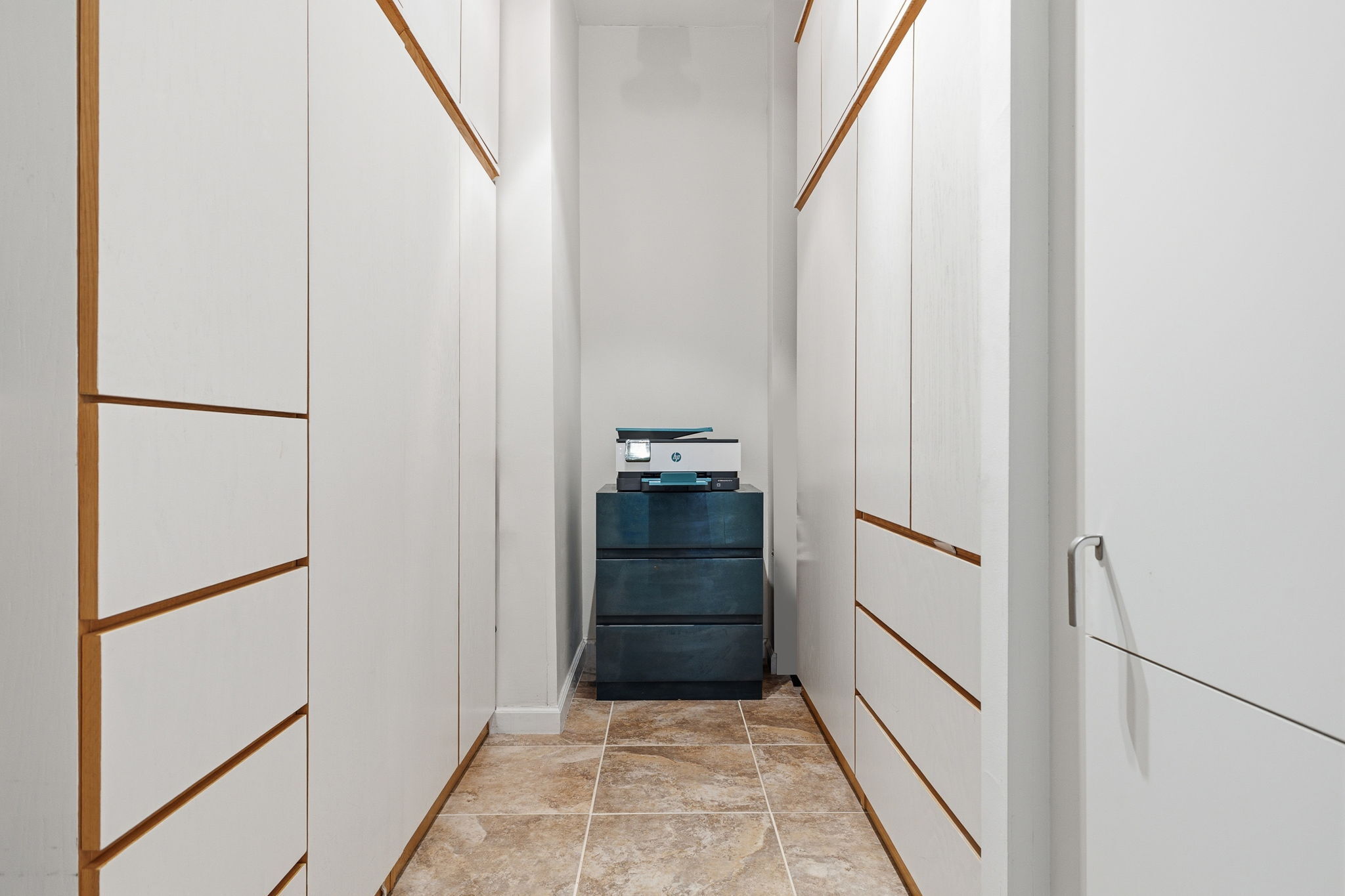 524 E 72nd Street 33CDE